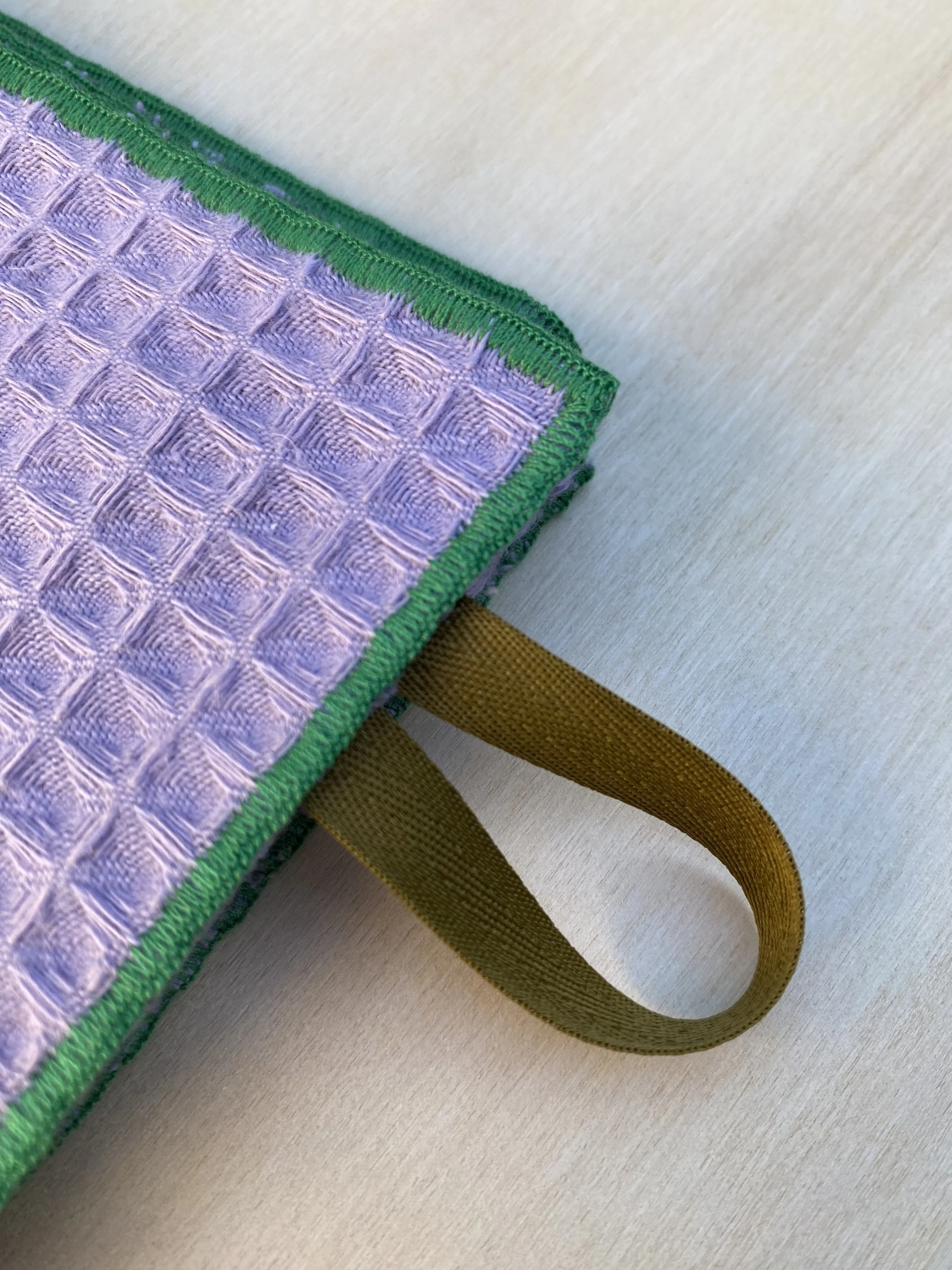 Essuie Main MAUVE Vert Zoom.jpeg