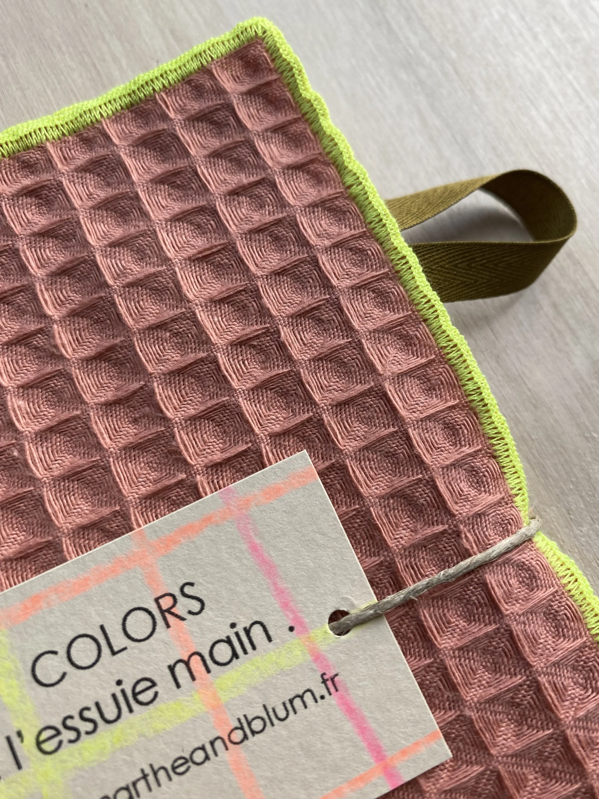 Essuie Main NUDE Jaune Fluo Zoom.jpeg