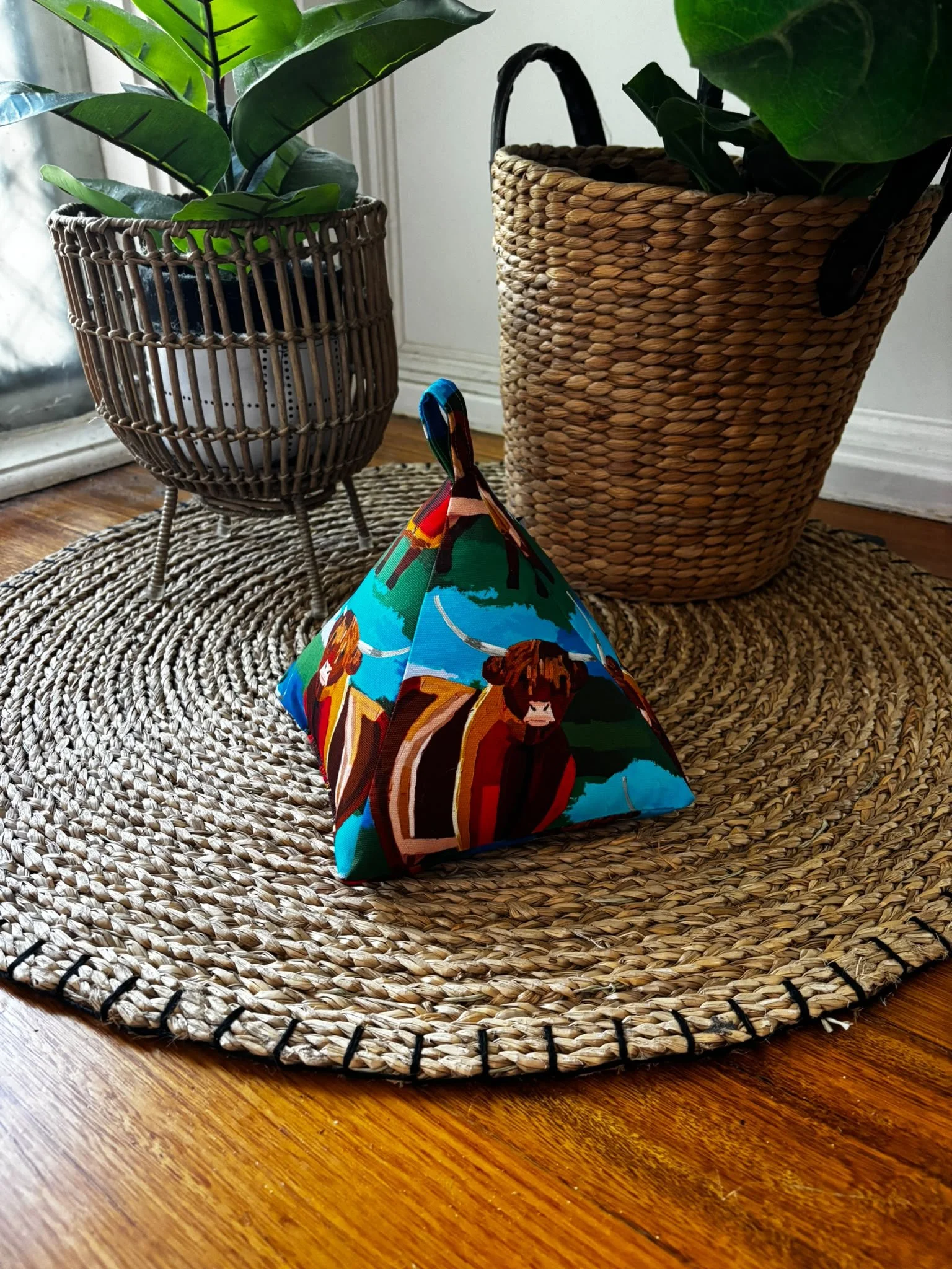 NEW Anna Blatman Mr Highland  Doorstop
