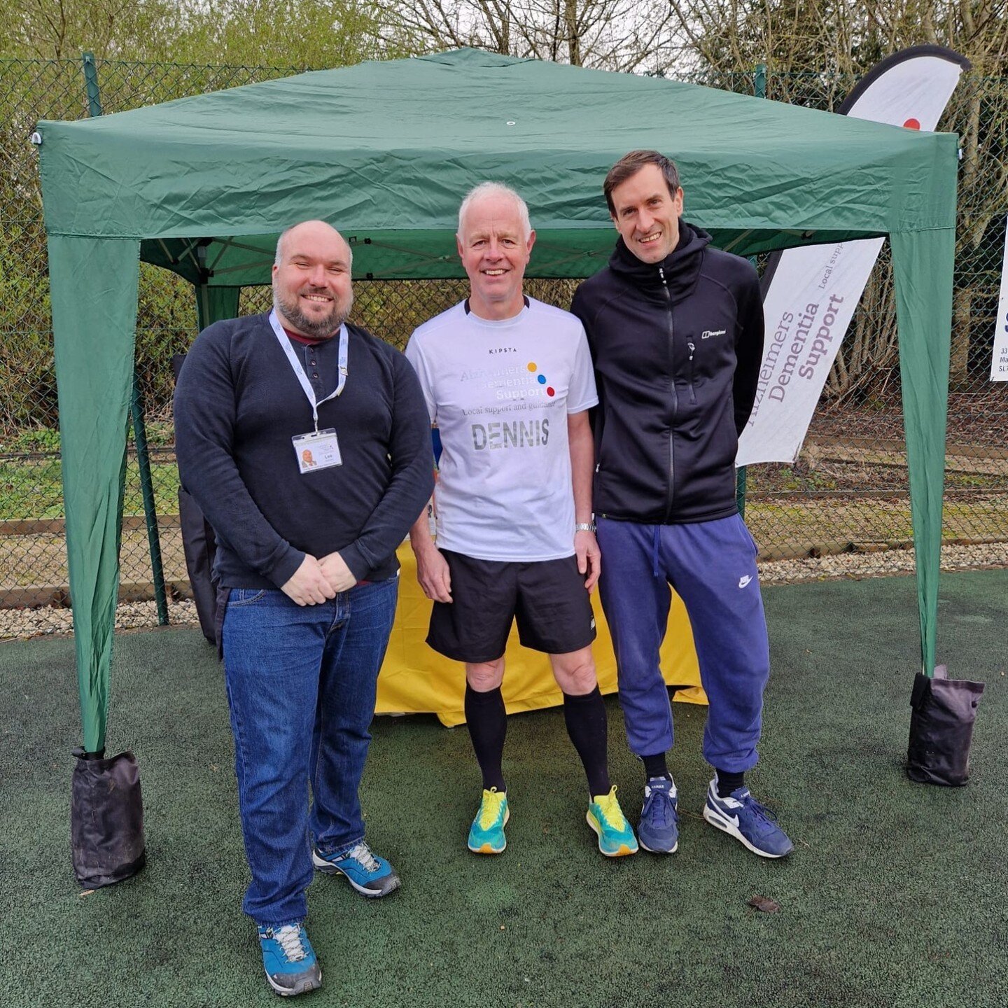 🌟 A huge THANK YOU to all the incredible runners participating today in the Maidenhead Easter 10 to support 'ADS'! 🏃Also, thank you to everyone stopping by our stand to try their luck with our fun games, but also to have a chat and find out more ab