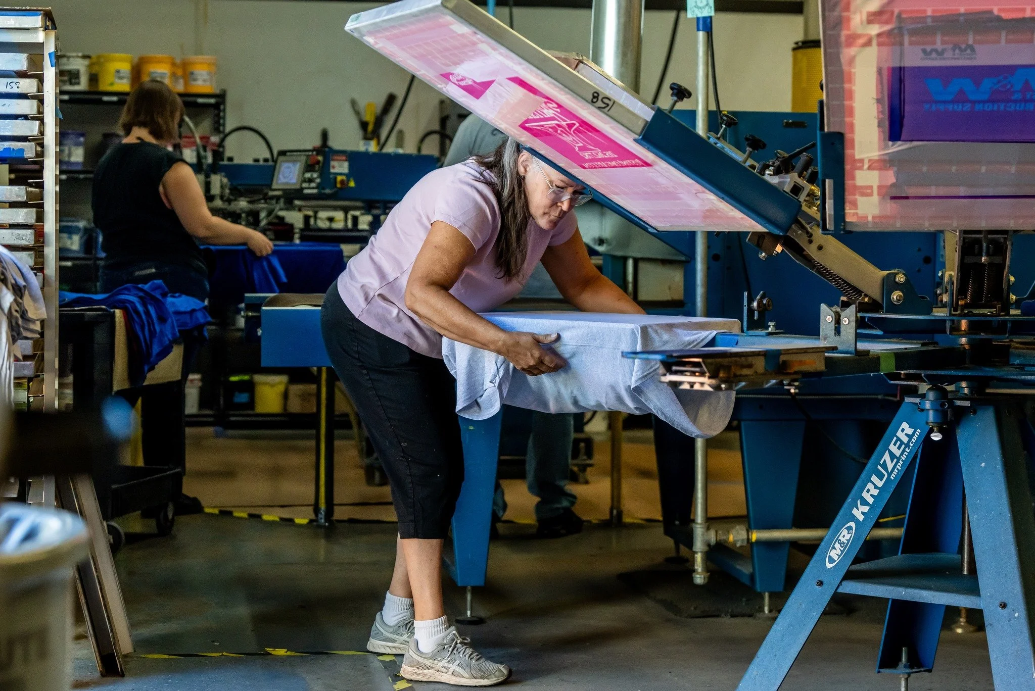 Fun fact: one of my very first jobs was at a screen-printing company. The smell of the chemicals in this place took me right back. I loved capturing brand culture photos for Solid Products.

@solidpromoshop #brandphotography  #lifestylephotography