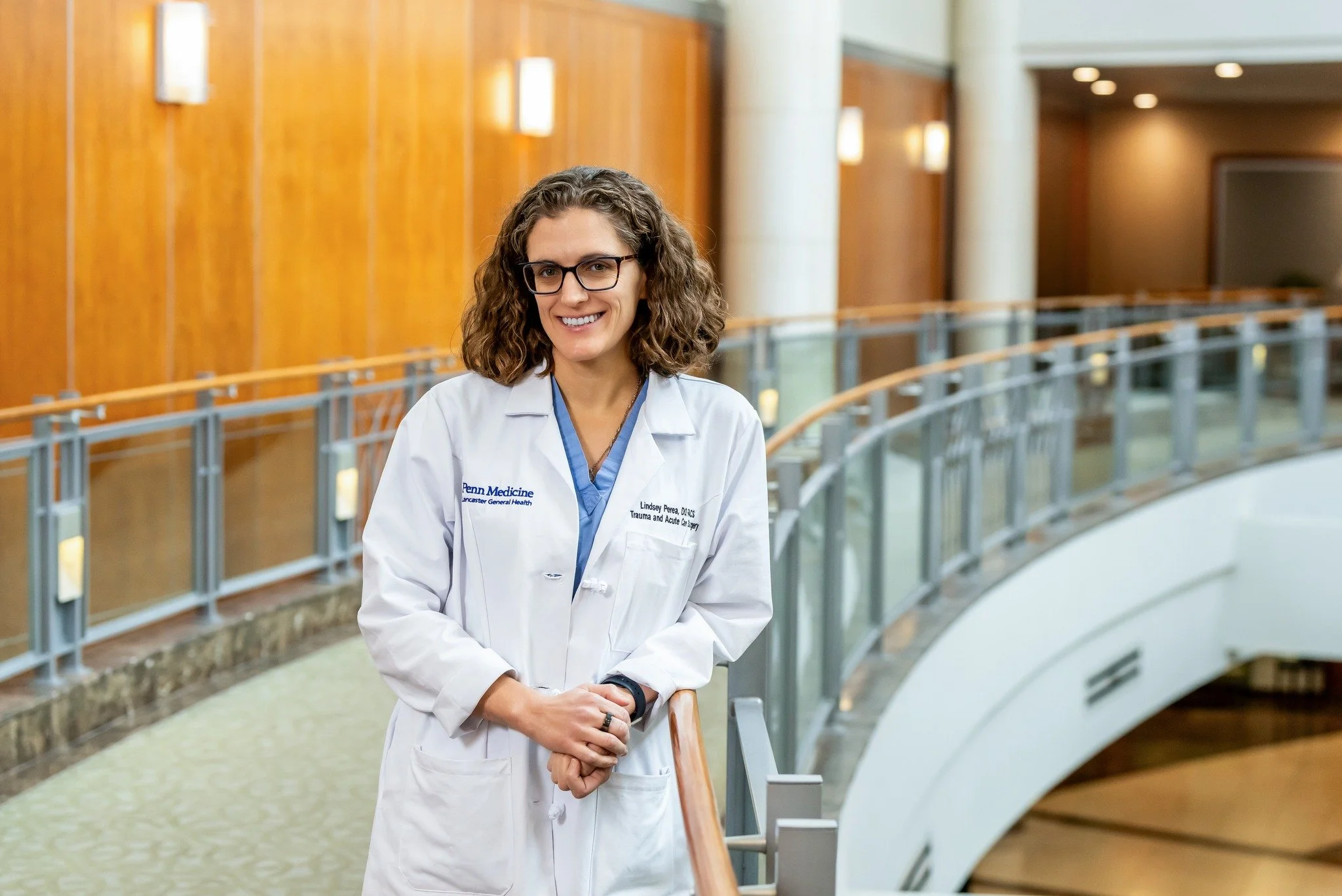 If your current photo is outdated (or still from residency 👀), let&rsquo;s fix that. Melissa Kelly Photography specializes in authentic headshots for medical professionals and full teams. Let's get you on the books for 2026!