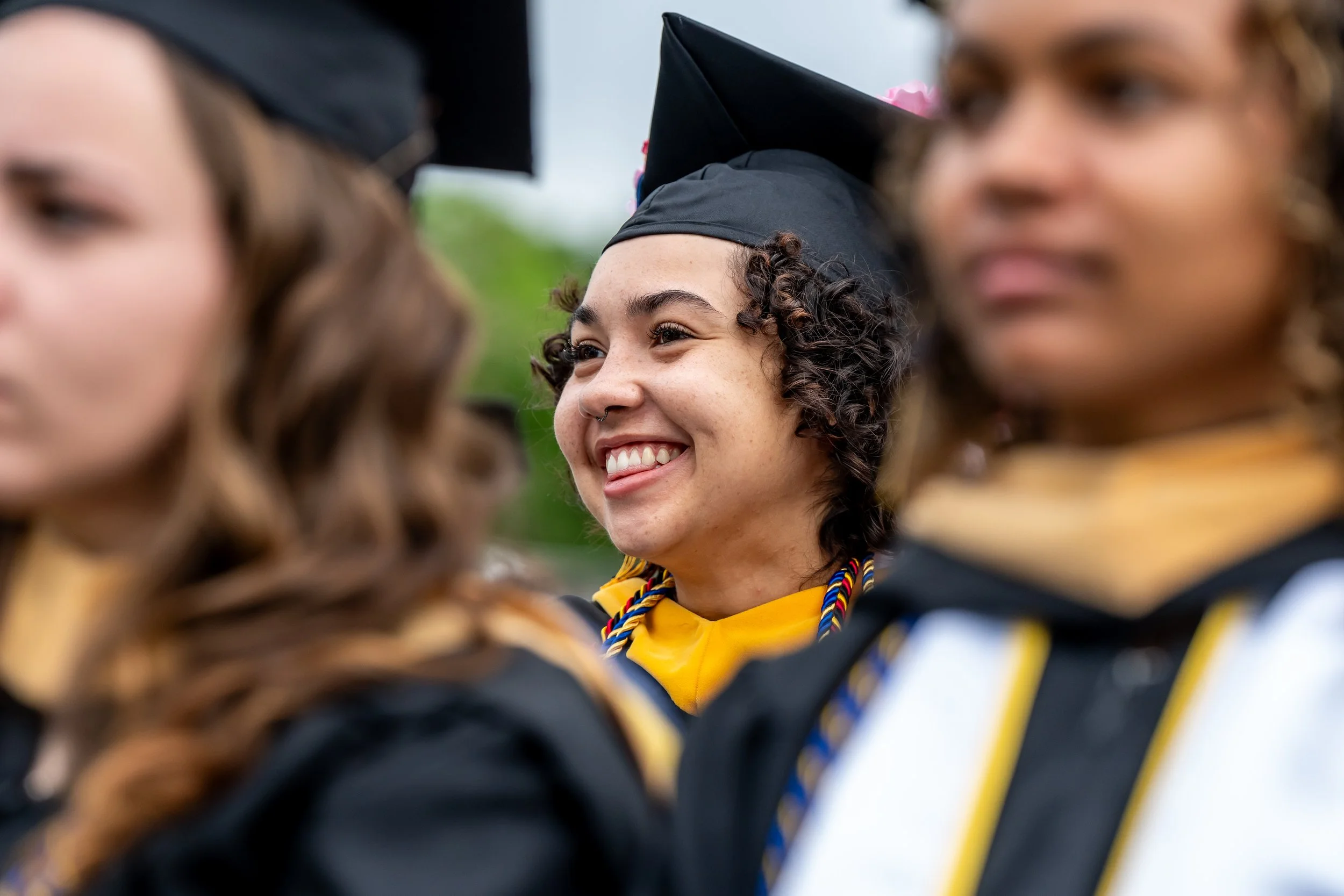 2026-ug-grad-0418.JPG