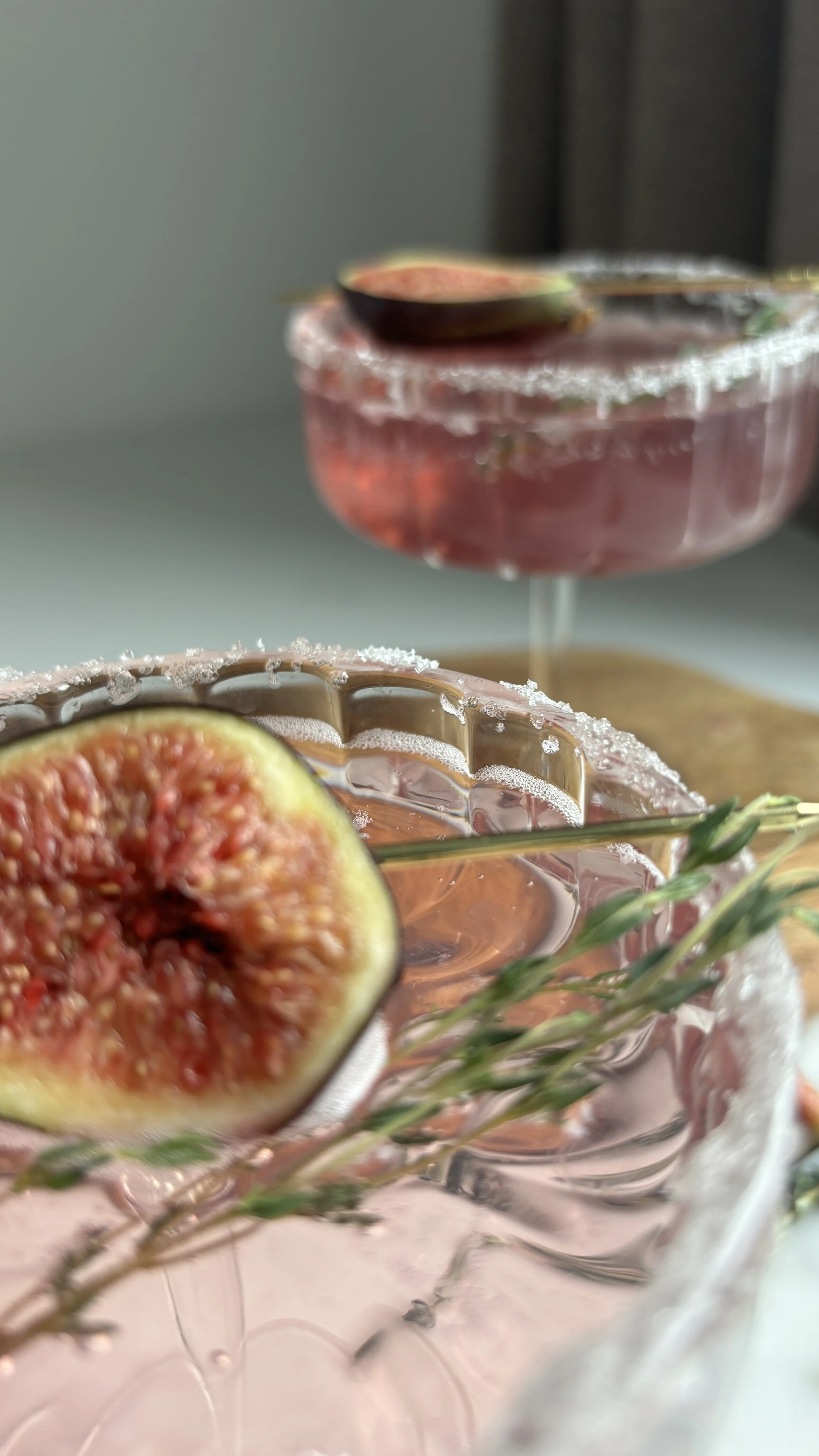 Hosting Elegant Gatherings at Home with Luxury Glassware