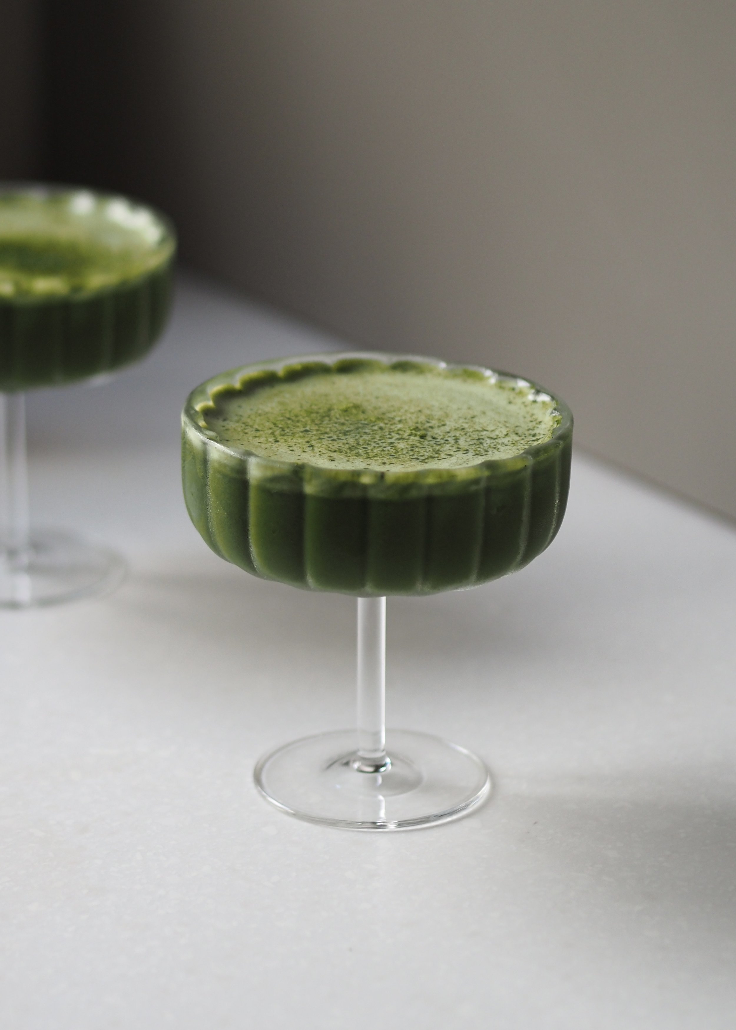 Minimalist Glassware That Works for Every Occasion