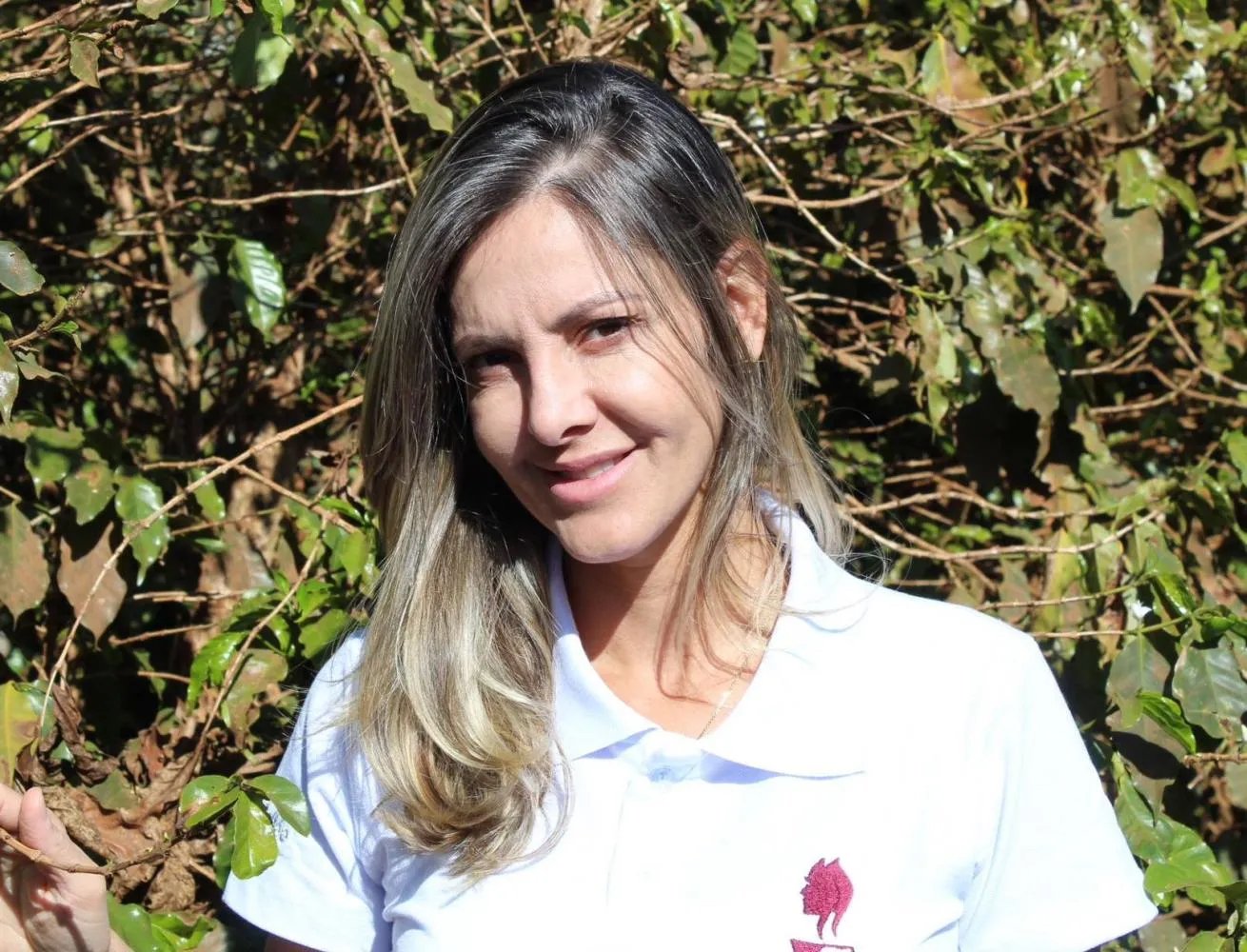 Brazil--Cafe_Delas--Woman_Green_Coffee.jpeg