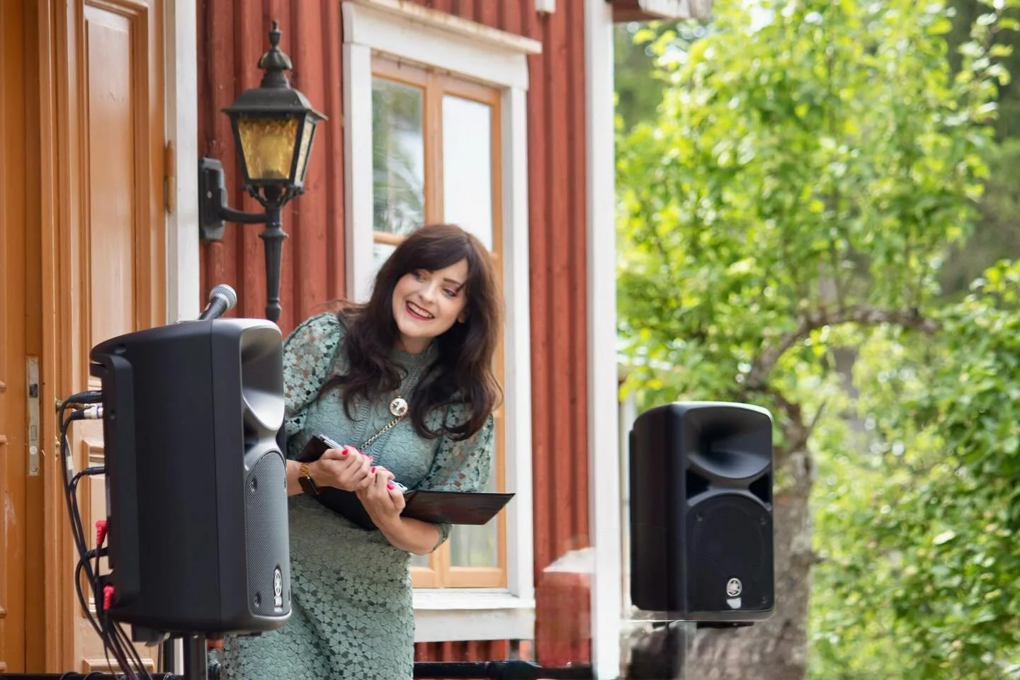 Från en vigsel tidigare i somras. Så många fina par som har sagt ja den här magiska sommaren! TACK för att jag har fått viga er! 🤍💍 #vigsel #borgerligvigsel #borgerligvigselförrättare #kärlek