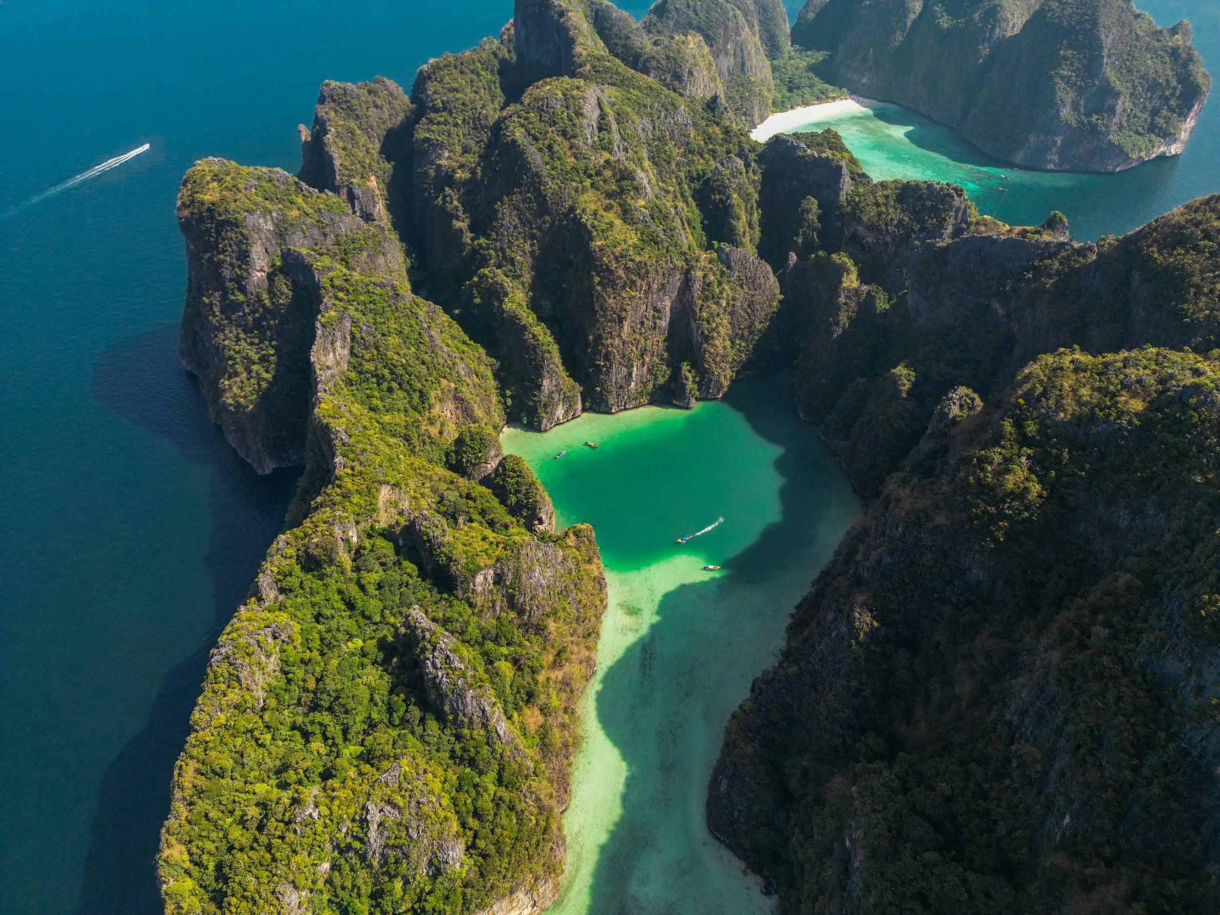 Phi Phi Islands yacht charter from Phuket with limestone cliffs and turquoise bays