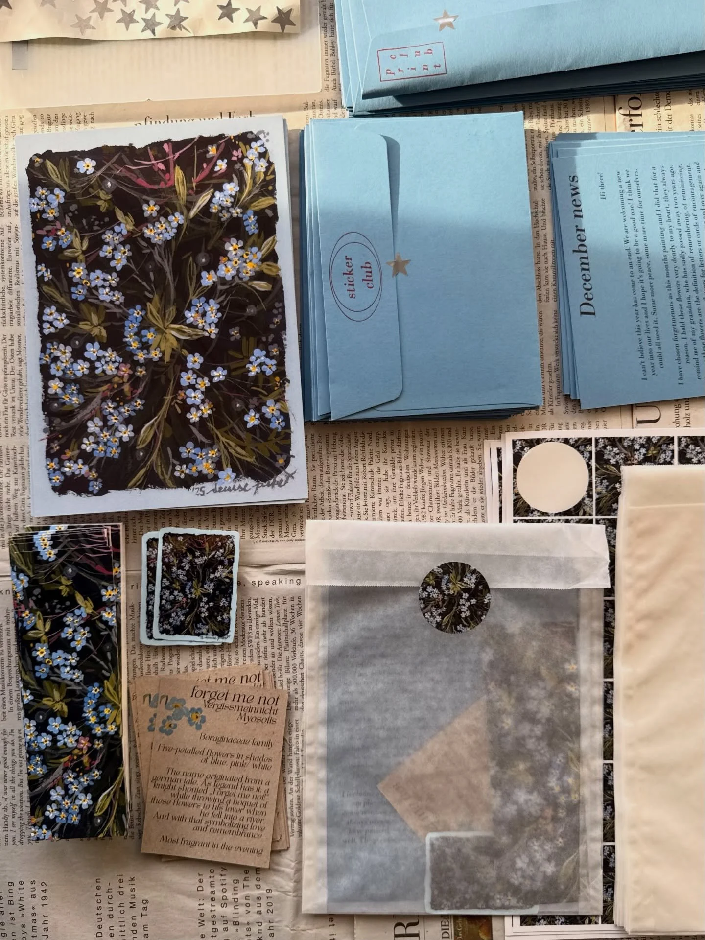 If you&rsquo;re looking for a thoughtful gift how about sending someone twelve love letters in form of artwork that comes through their mail boxes each month 🩵 / You can now get a one year subscription of print club or sticker club and only pay for 