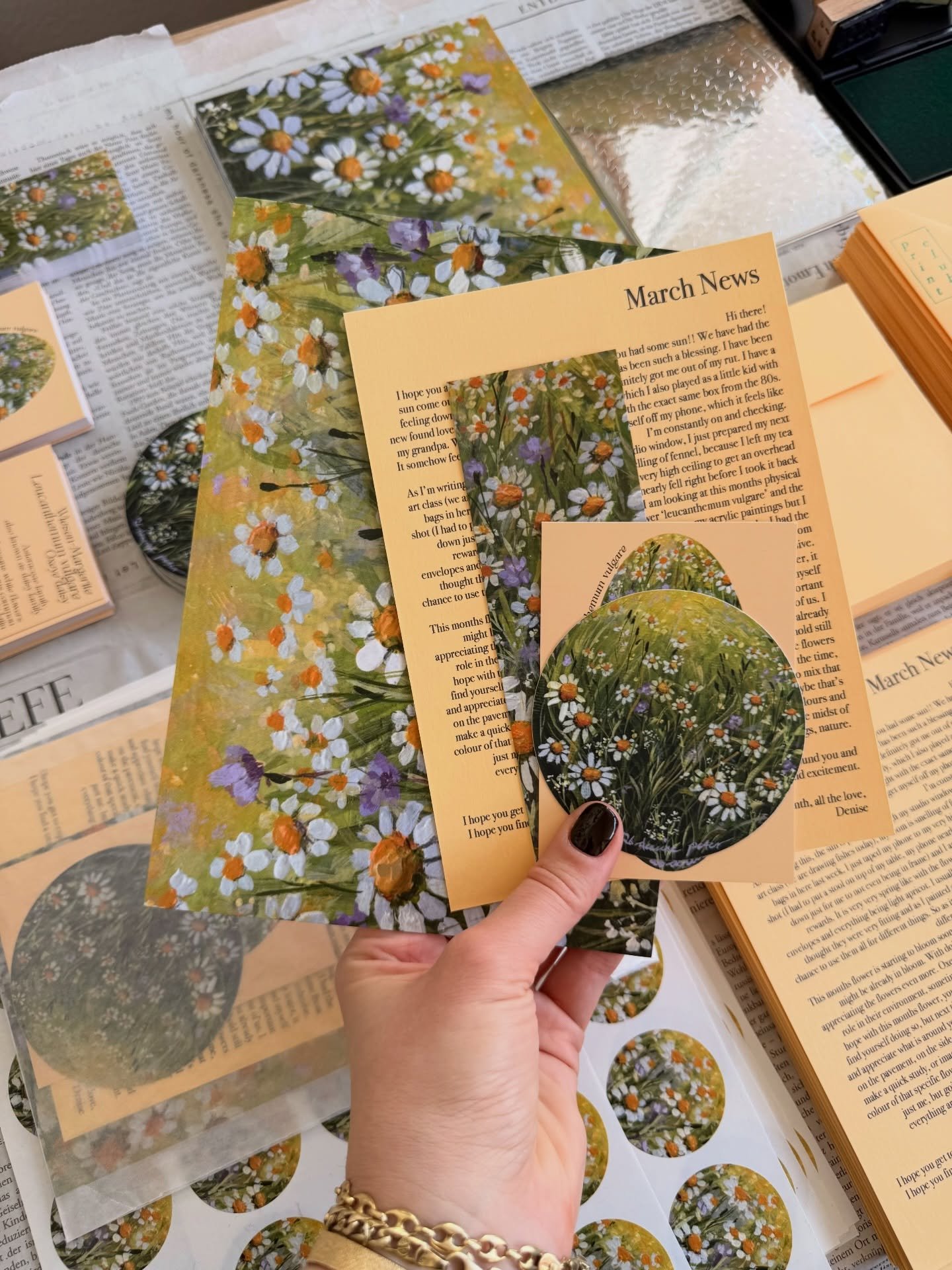 ★I have already started with packing print club letters for March! You still have eleven days to sign up for this months edition 🧡💛 Also: all previous print club letters are available too if you&rsquo;d like to check them out!