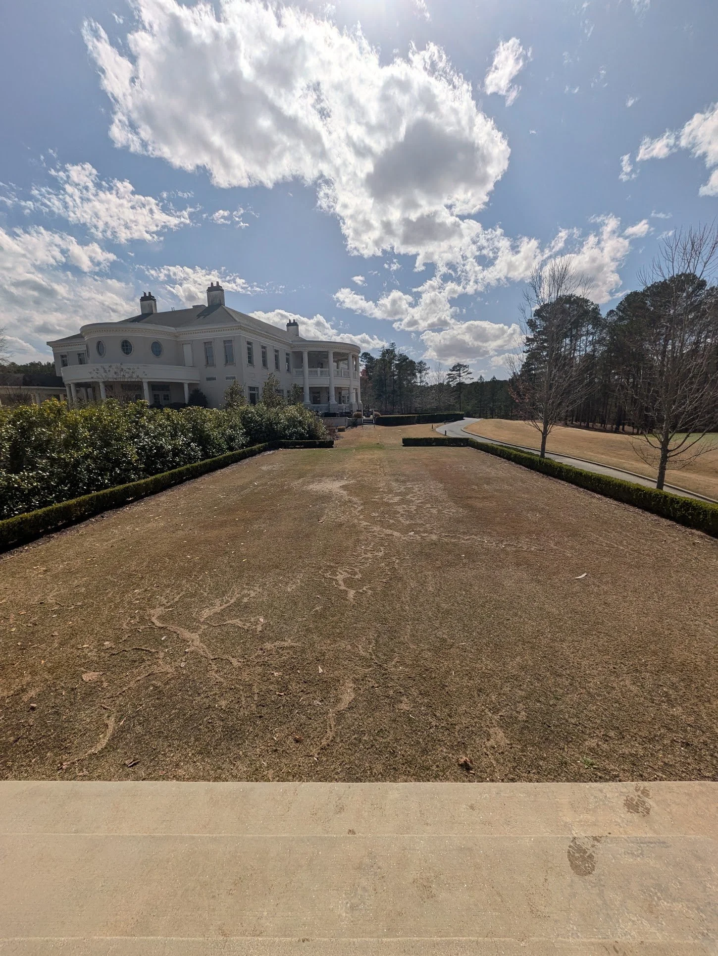 outdoor ceremony area at governors towne club acworth