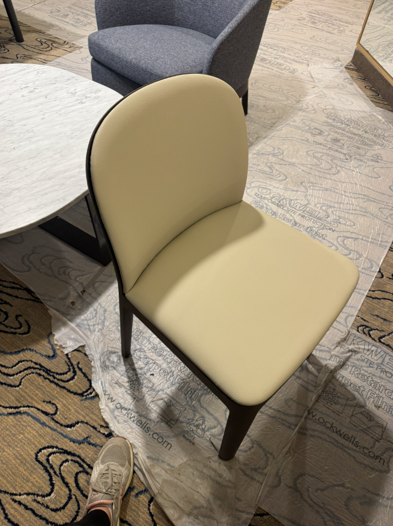 Cabins Vanity Chair.png