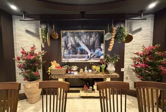 Giovanni's Interior 1.jpg