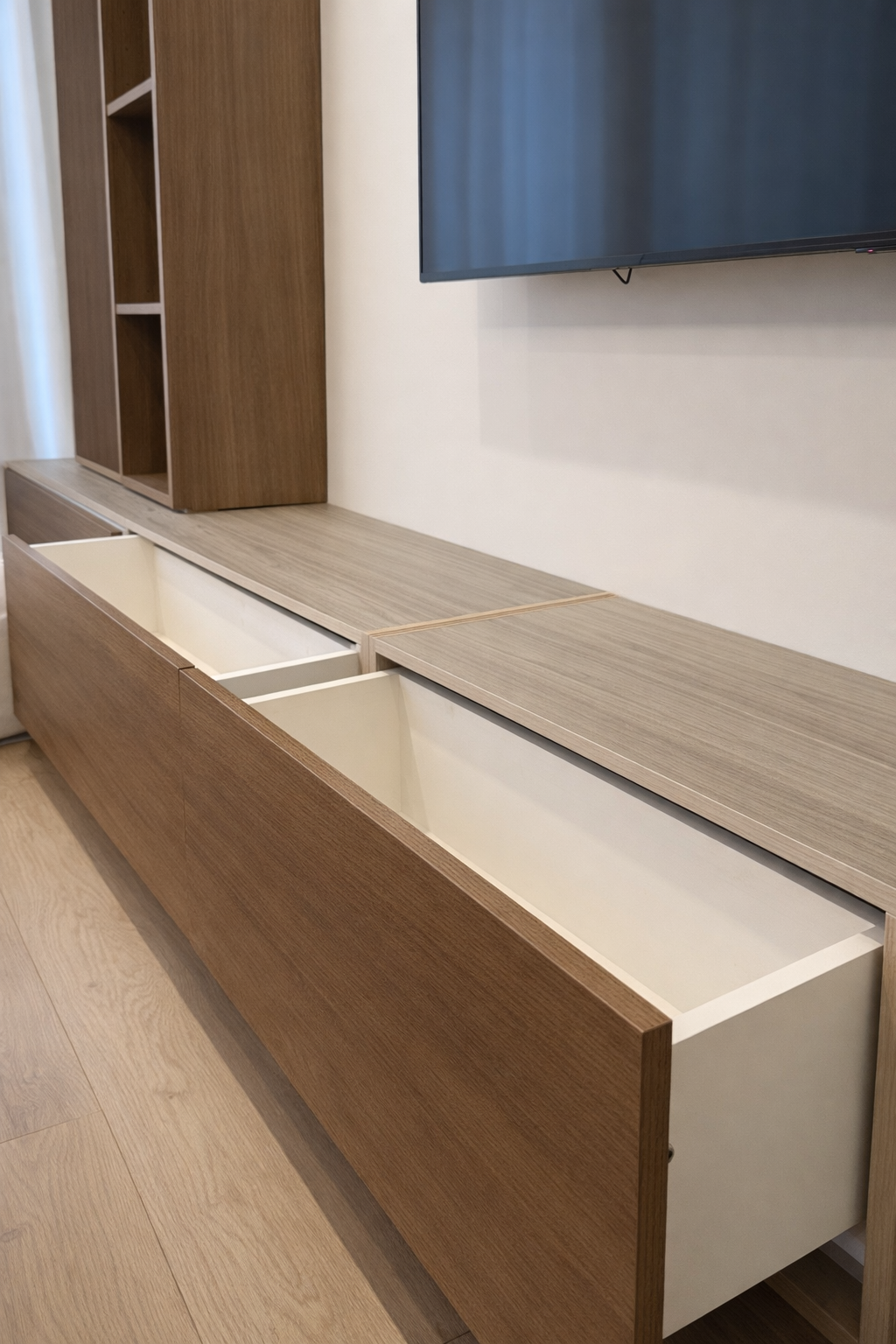 ChatGPT Image Jan 13, 2026, 10_31_32 PM.png