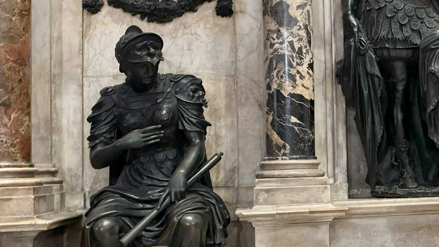 gian-giacomo-medeci-militia-statue.jpg