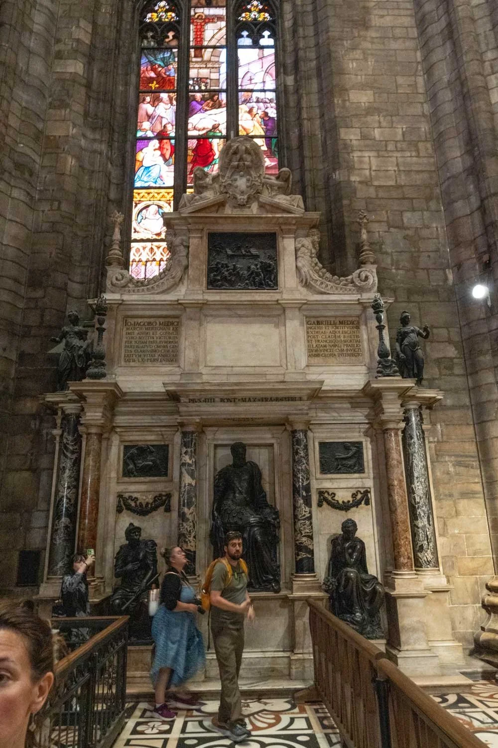 monument-gian-giacomo-medici.jpg