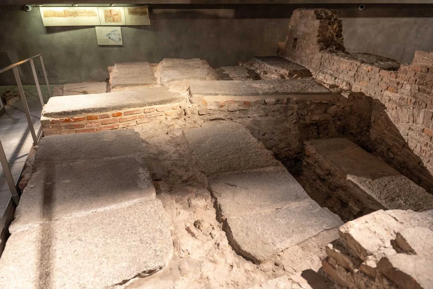 archeological-area-tombs.jpg