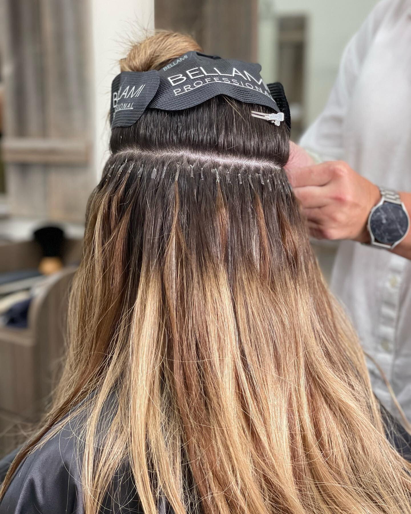 Absolutely stunning @bellamihairpro K-tip extension installation today by @katsabs 👏🏼
&bull;
&bull;
&bull;
#bellamiextensions #extensions #ktipextensions #stoneharborsalon #southjerseyhairstylist