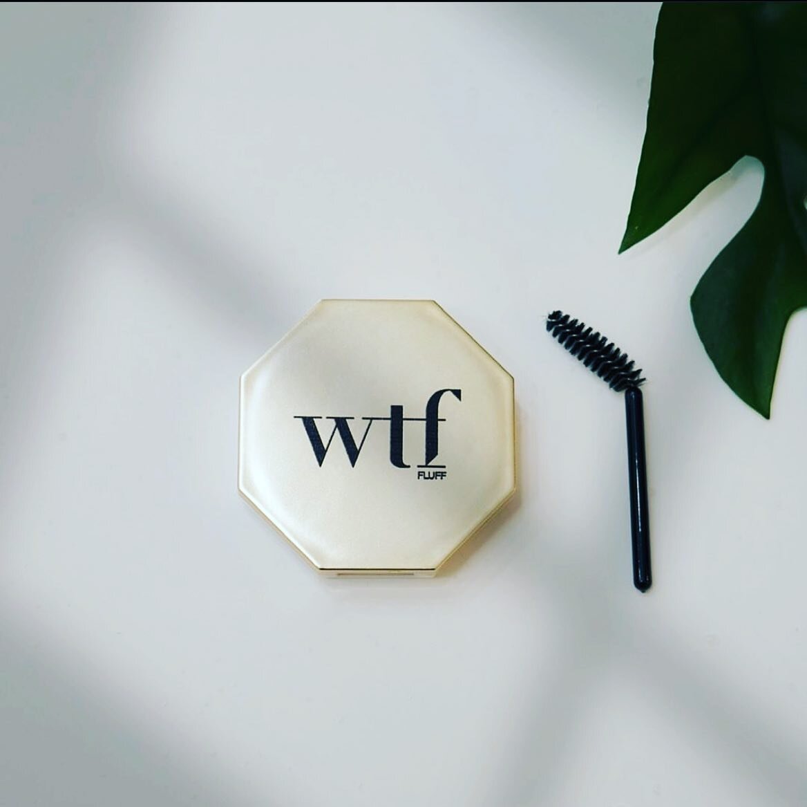Do you use a brow styling wax?  Introducing WTFluff brow styling wax. 🤎🤎
&bull;
&bull;
&bull;
#gofluffingcrazy #browstylingwax #laminatebrows #perfectbrows