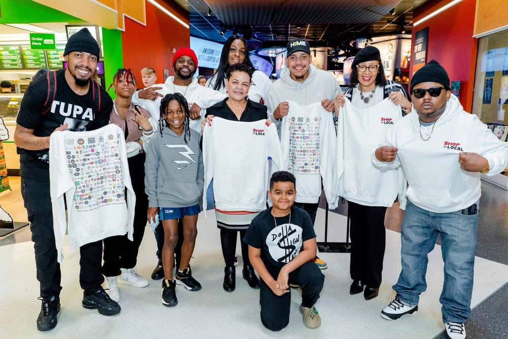 Mike Gibbs Marketing and Cupcakes™.JPG