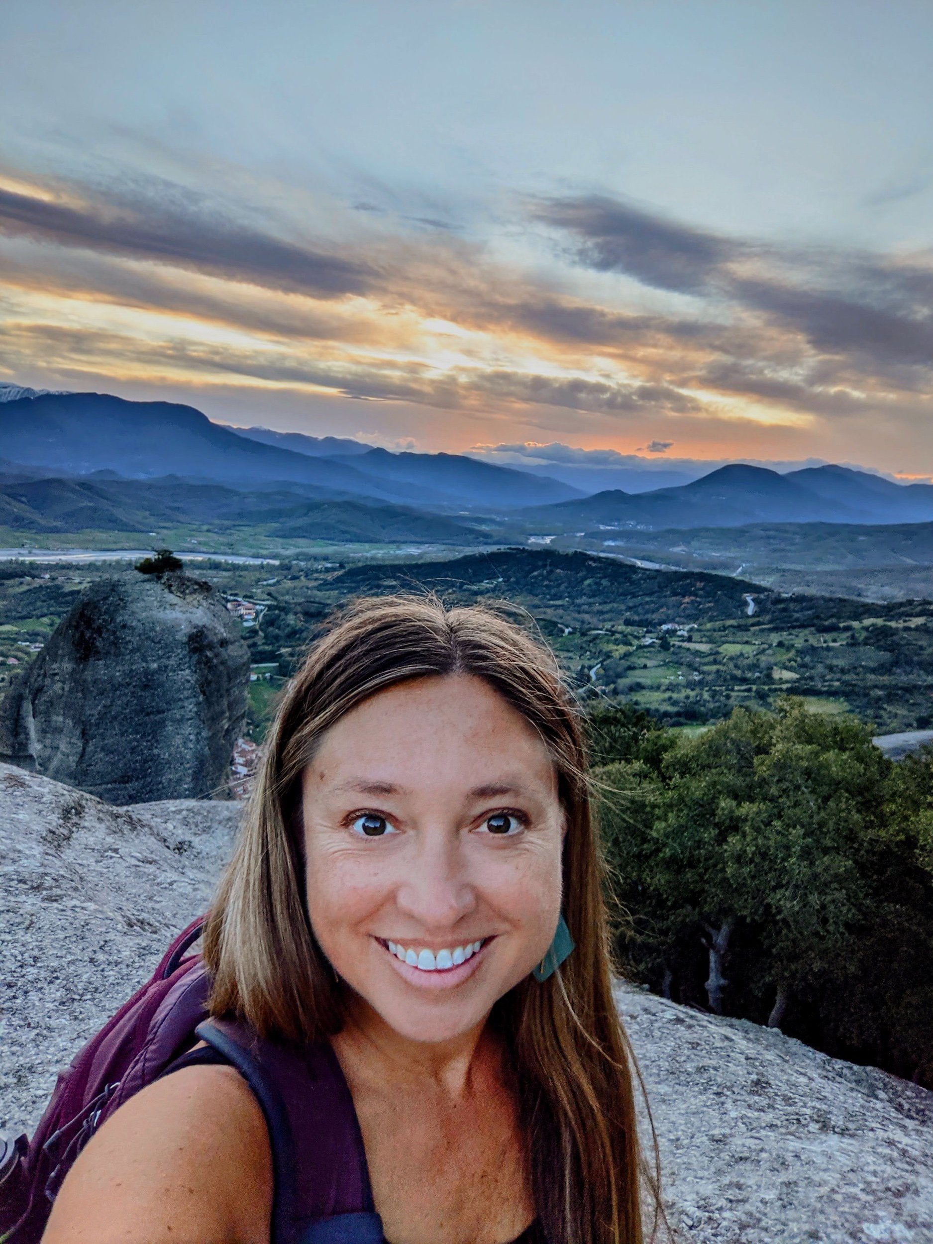 Hiking the Footpath of the Holy Spirit (Agio Pnevma) in Meteora