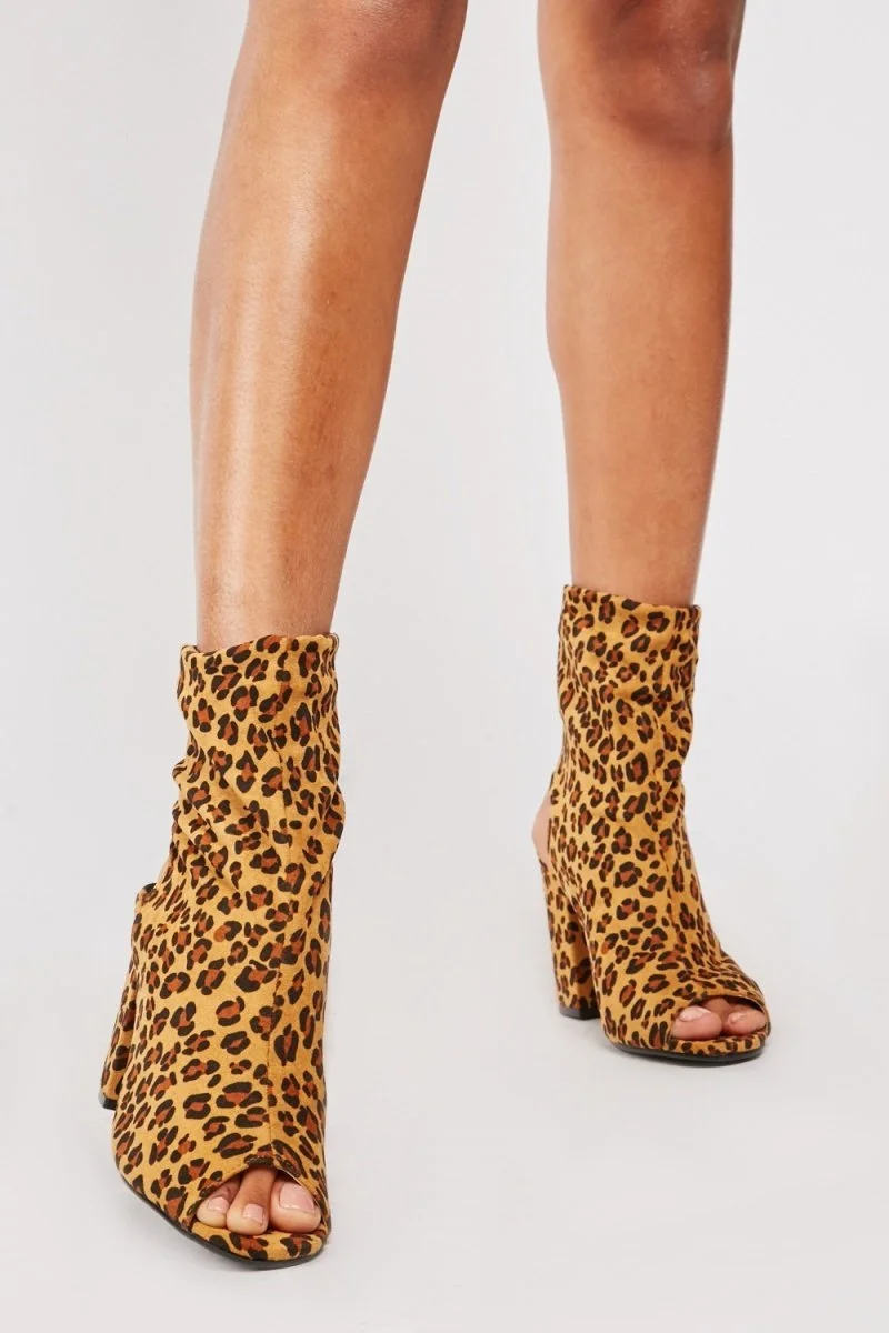 Lep shoe 1.jpg
