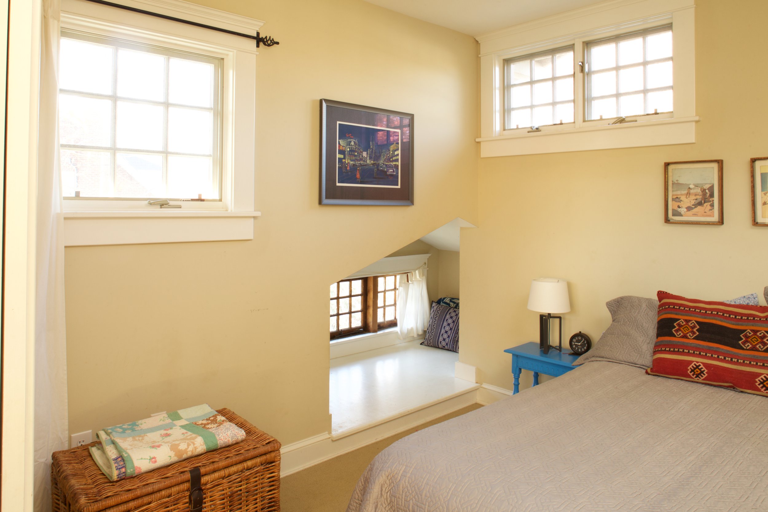 House interior designed by Charlottesville, Virginia architect, Liz Sloan.