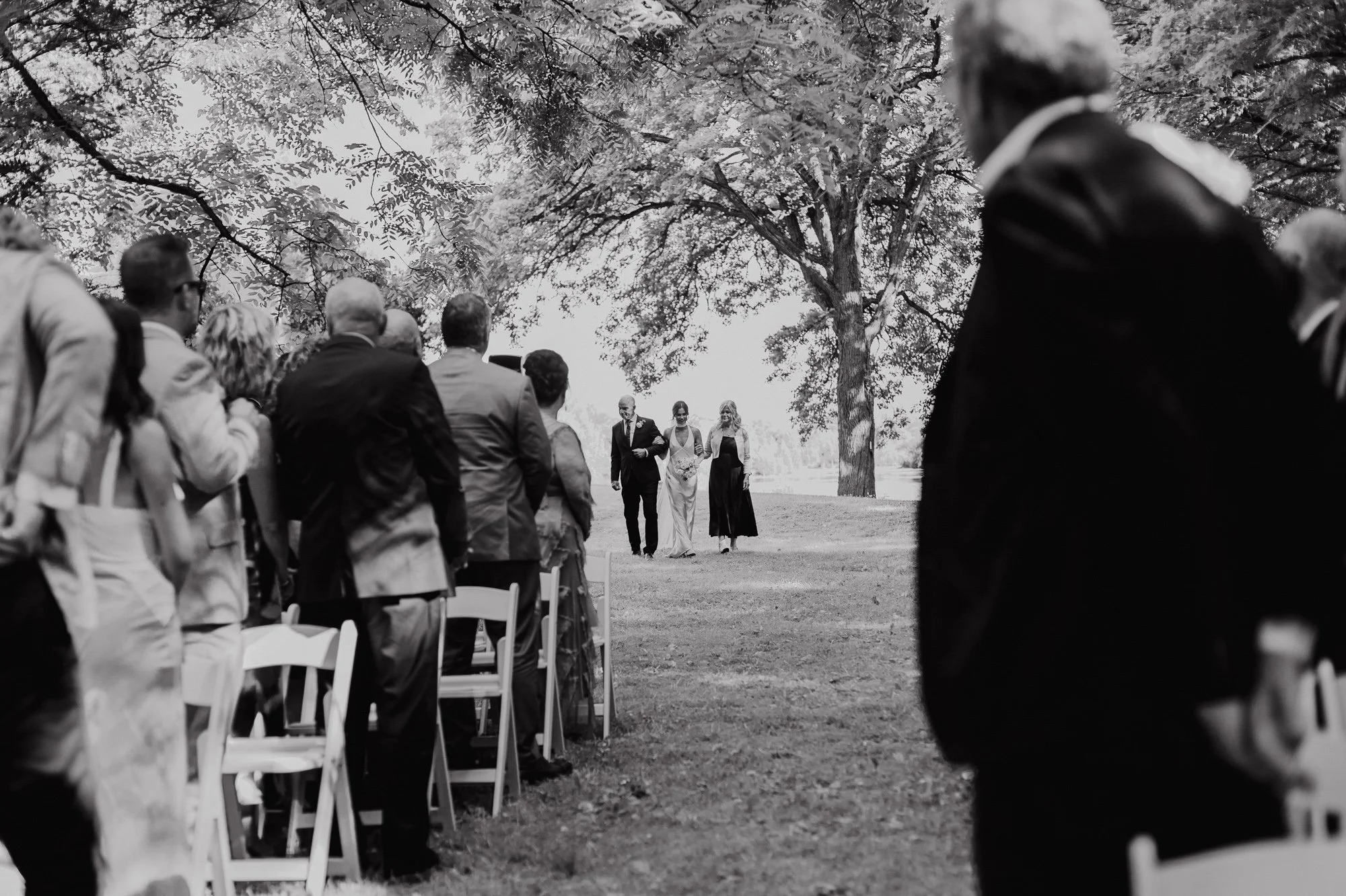 wedding-photography-couple-bellcroft- estate-66.jpg