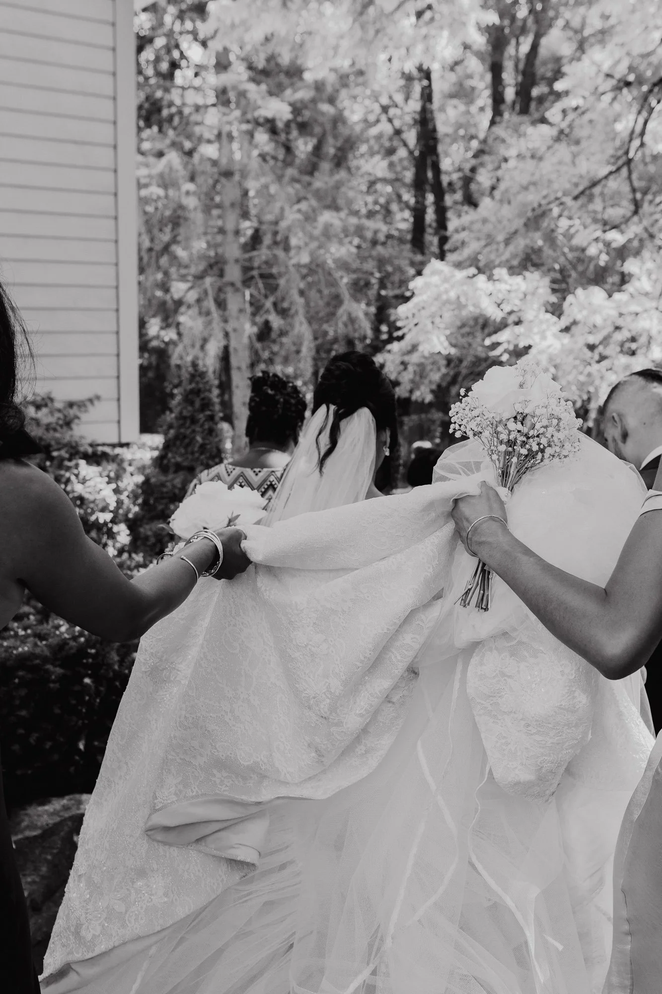 wedding-photography-toronto-shanese-christiano-doctors-house-29.jpg