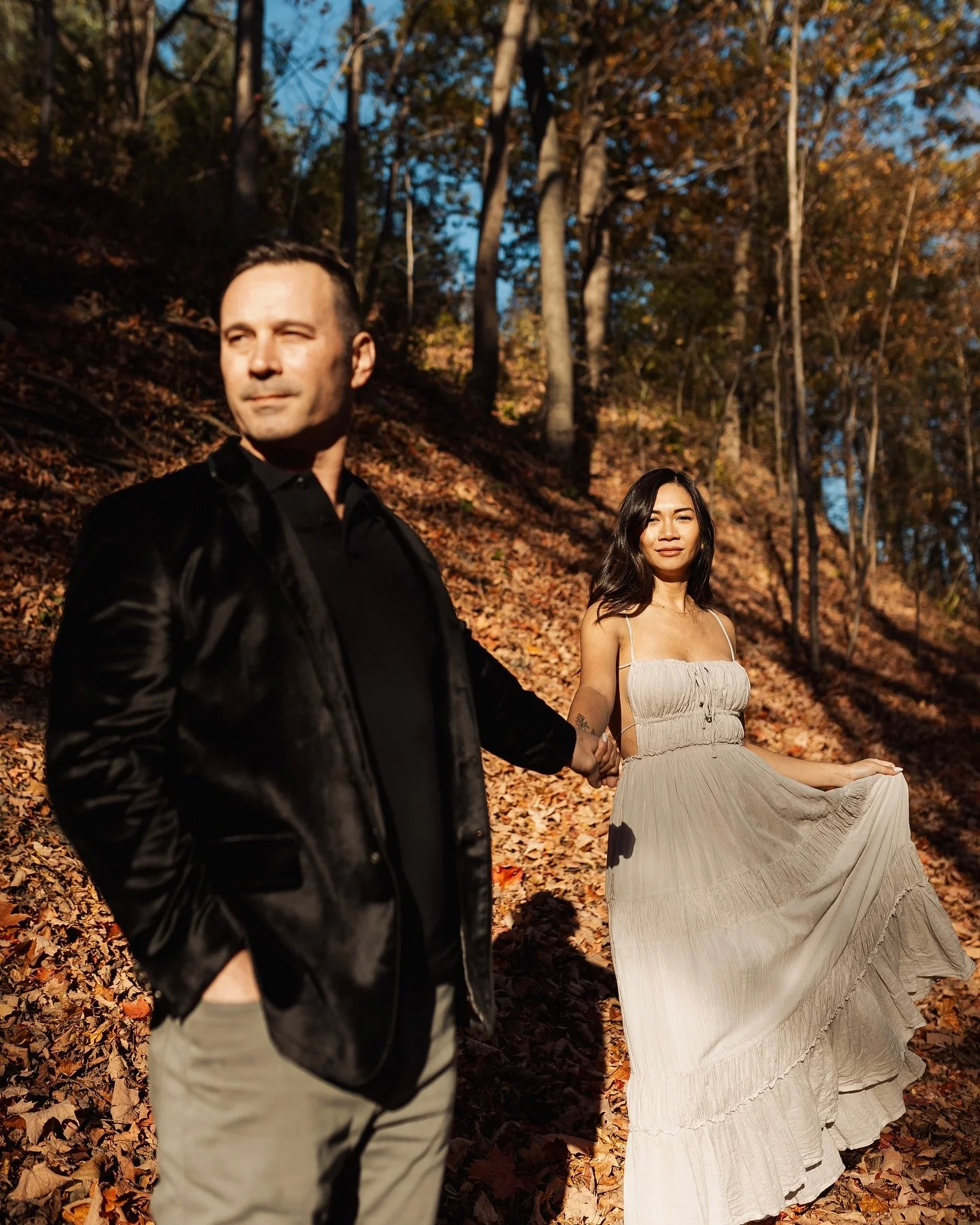 GREG + ANGELA🍁

When the power of light transforms you to another world✨

@angelalocq gregriverso 

#torontoweddingphotographer #weddingphotography #gtaweddingphotographer #torontowedding #luxuryweddingphotographer #editorialweddingphotography #fine