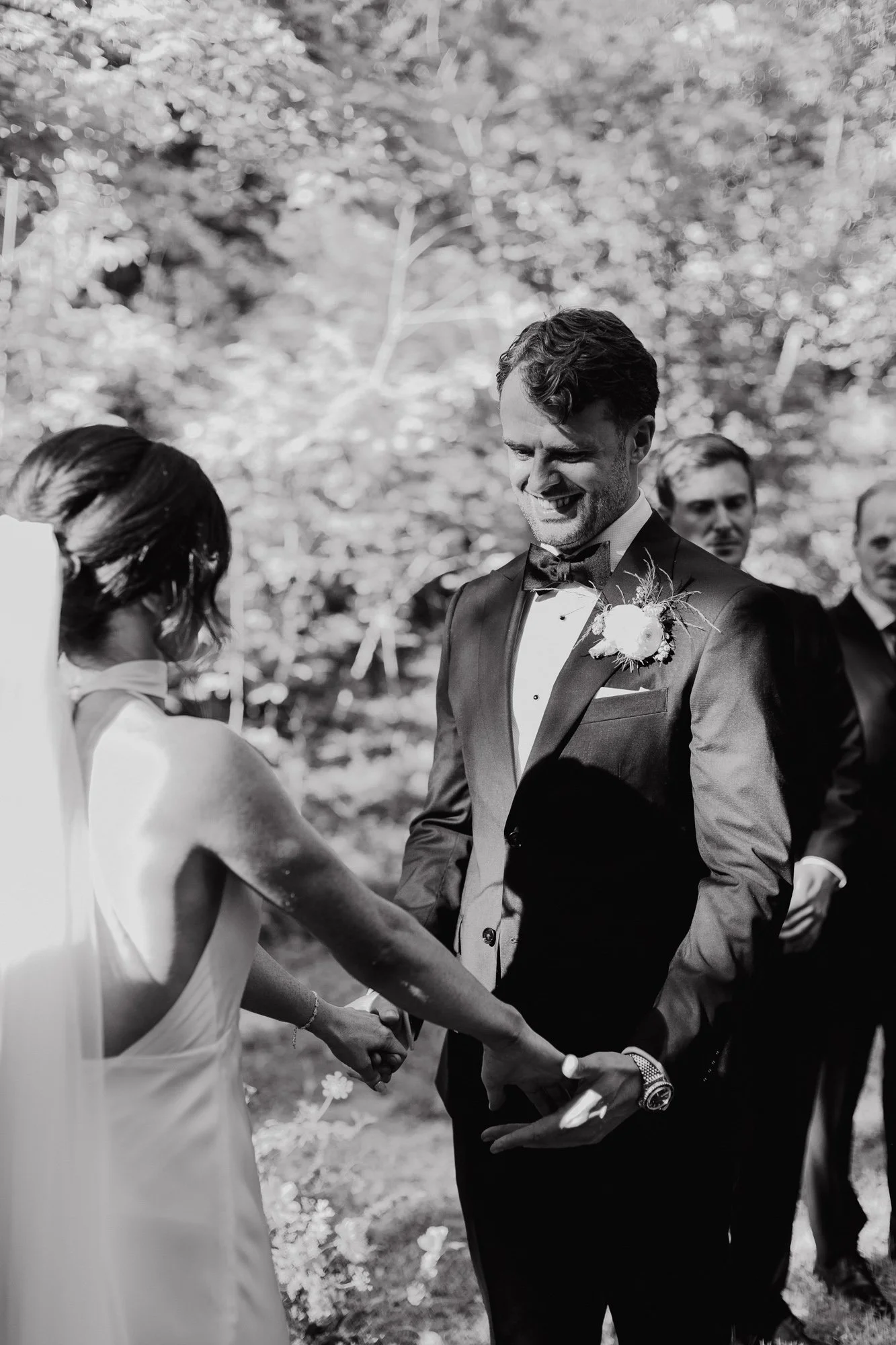 wedding-photography-couple-bellcroft- estate-72.jpg