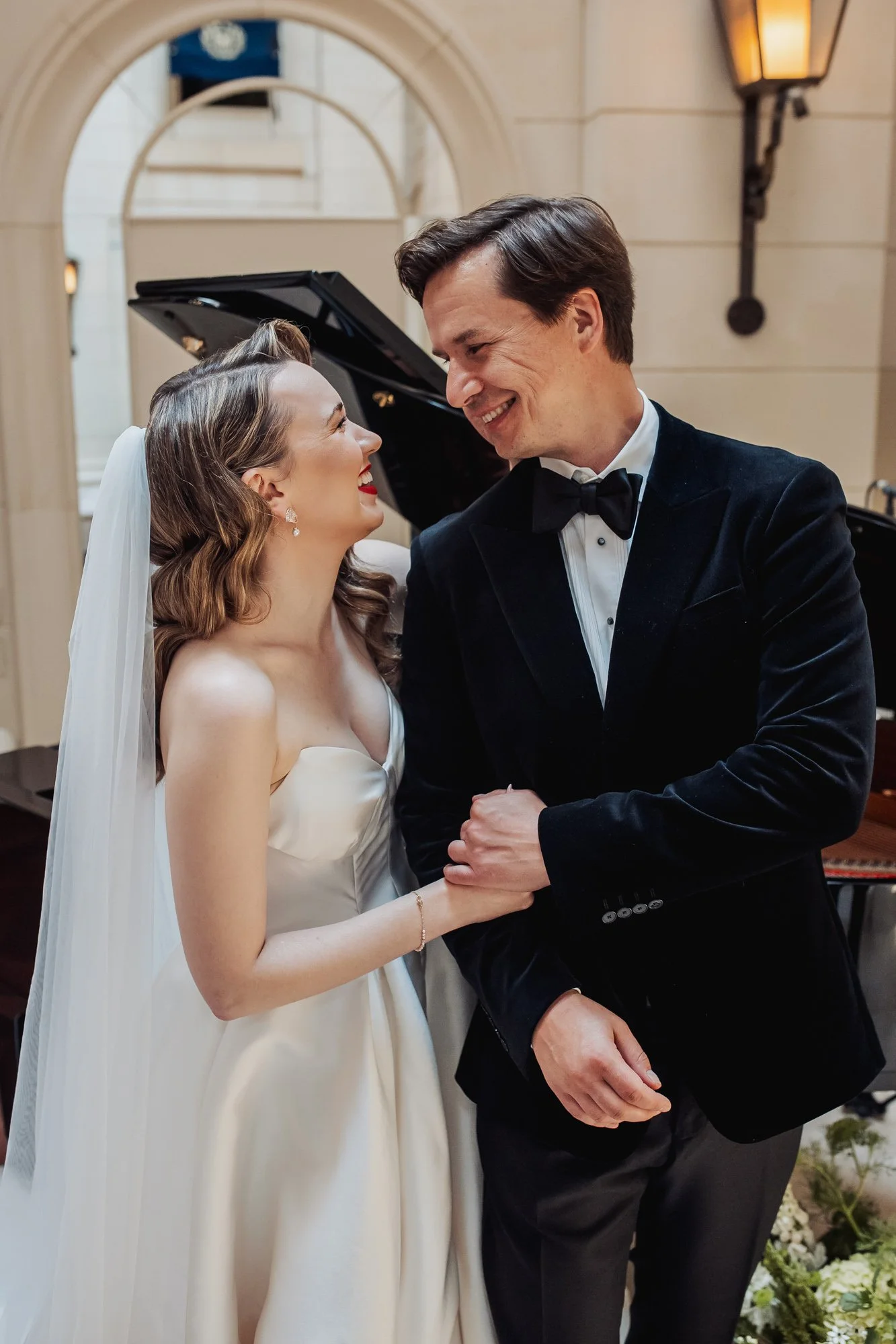 wedding-photography-sydney-aunrey-windsor-arms-hotel-39.jpg