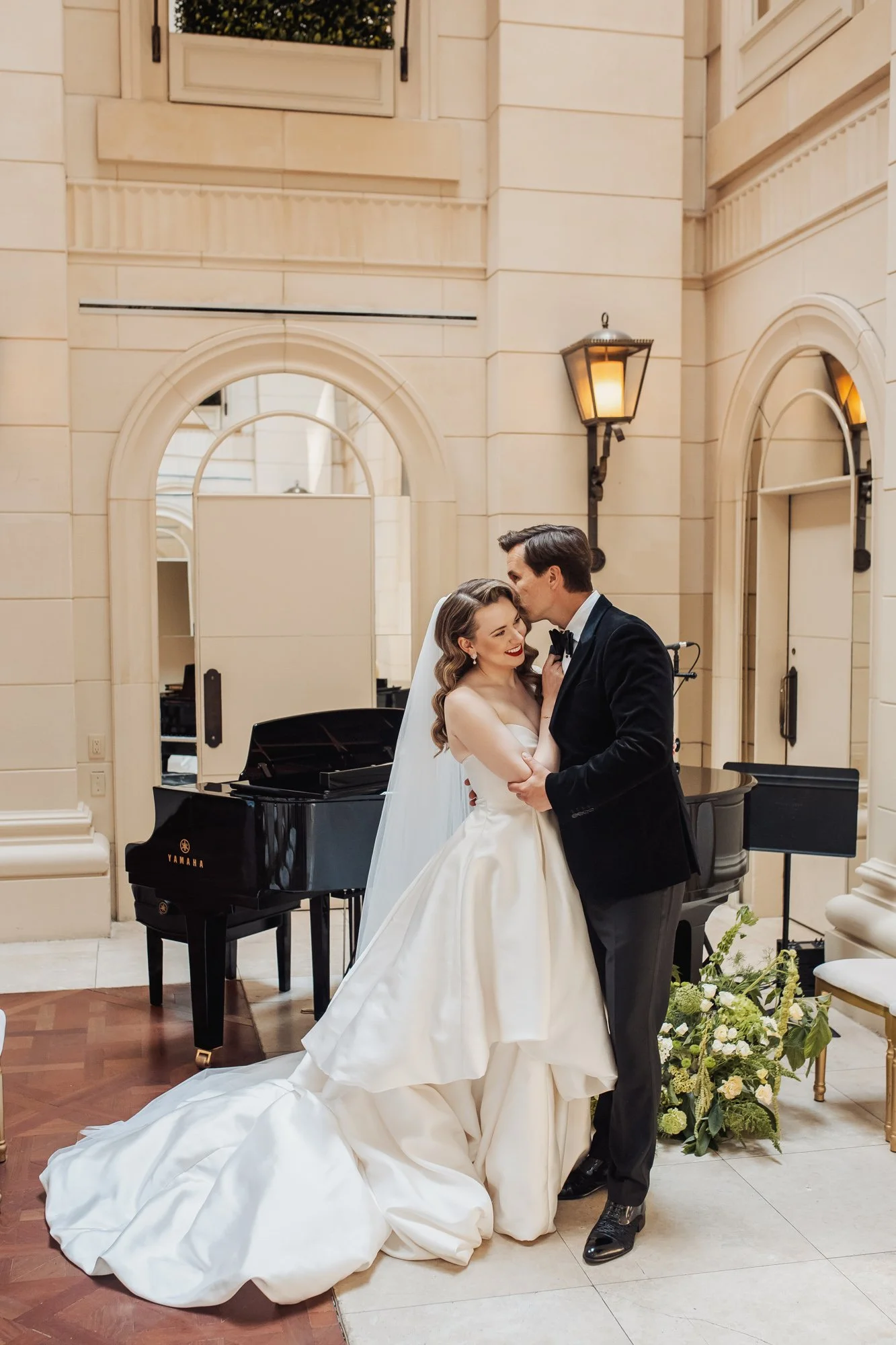 wedding-photography-sydney-aunrey-windsor-arms-hotel-32.jpg