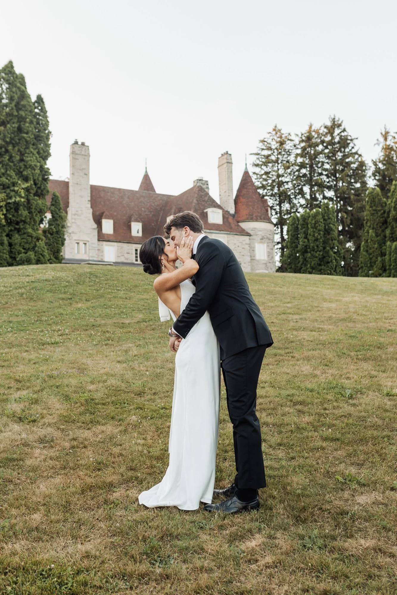 wedding-photography-couple-bellcroft- estate-160.jpg