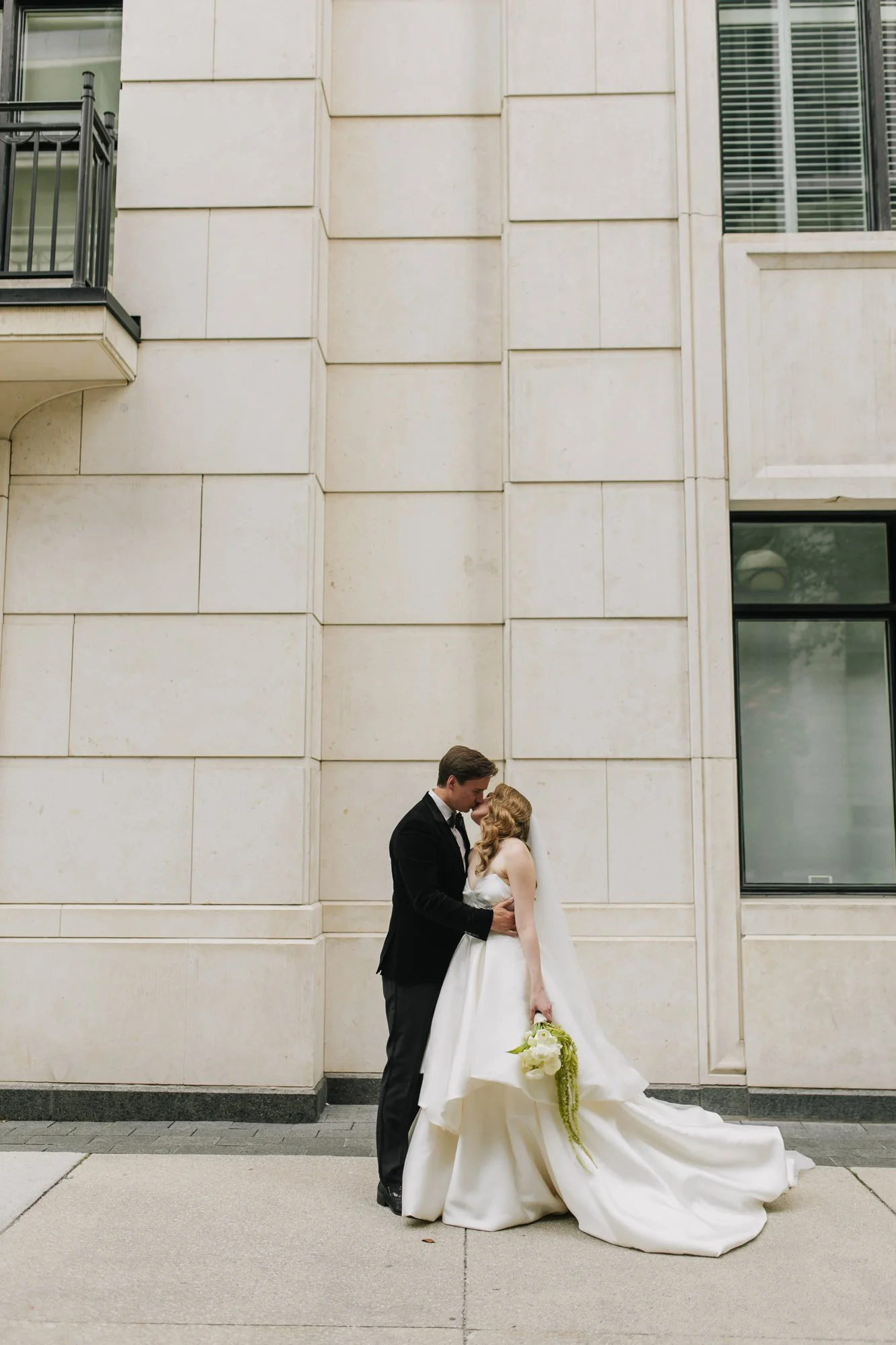 wedding-photography-sydney-aunrey-windsor-arms-hotel-83.jpg