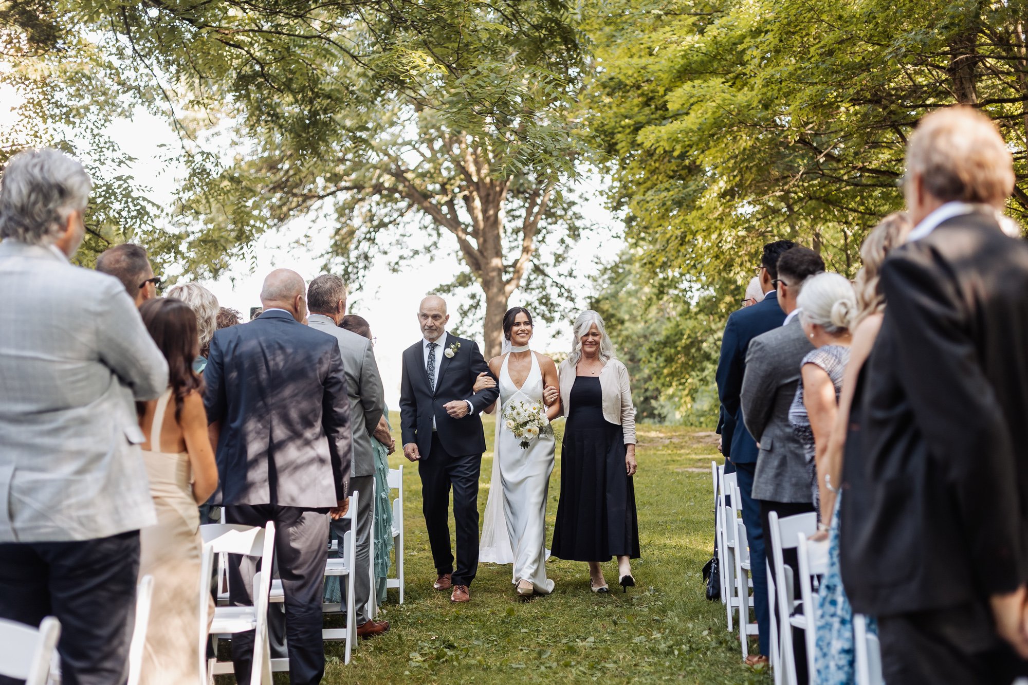 wedding-photography-couple-bellcroft- estate-68.jpg