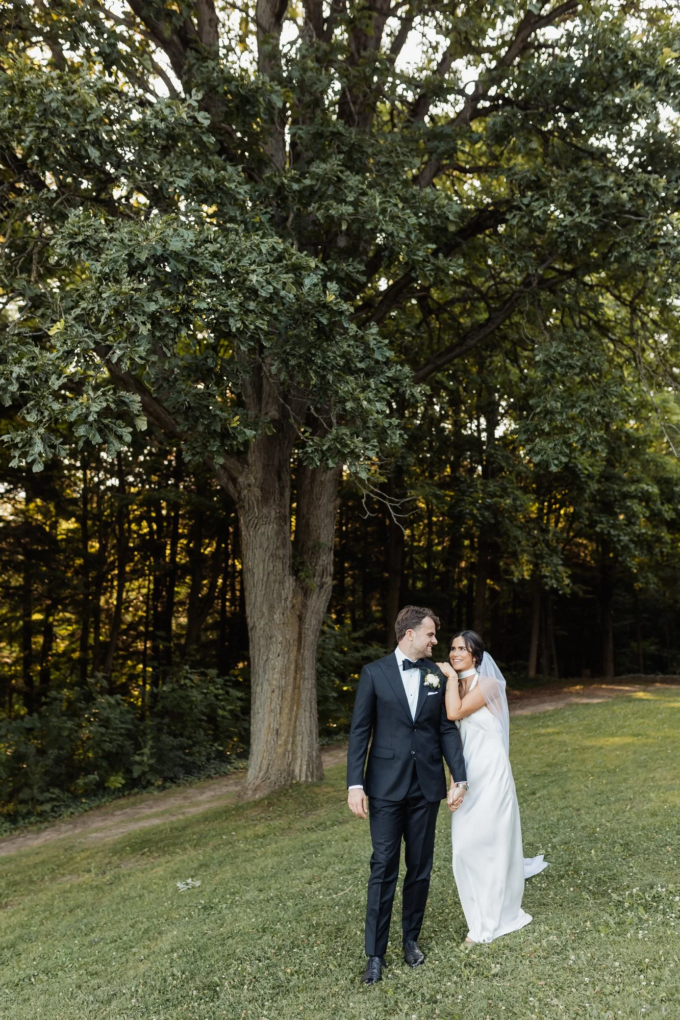 wedding-photography-couple-bellcroft- estate-132.jpg