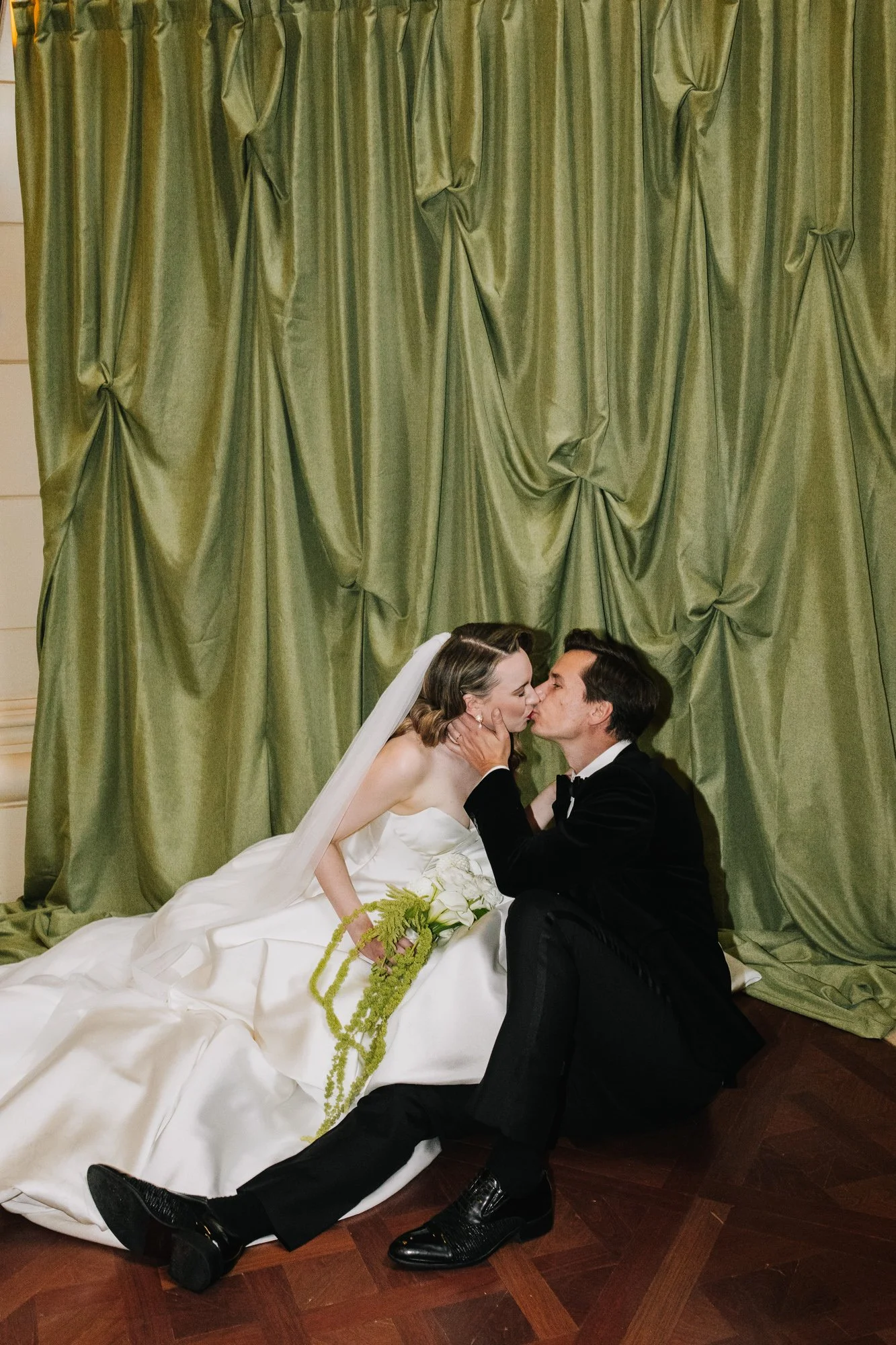 wedding-photography-sydney-aunrey-windsor-arms-hotel-52.jpg