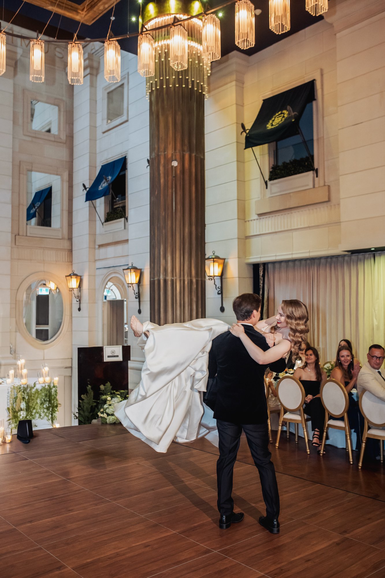 wedding-photography-sydney-aunrey-windsor-arms-hotel-98.jpg