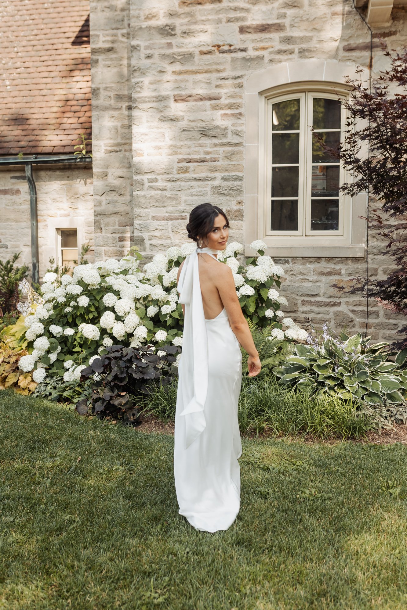 wedding-photography-couple-bellcroft- estate-30.jpg