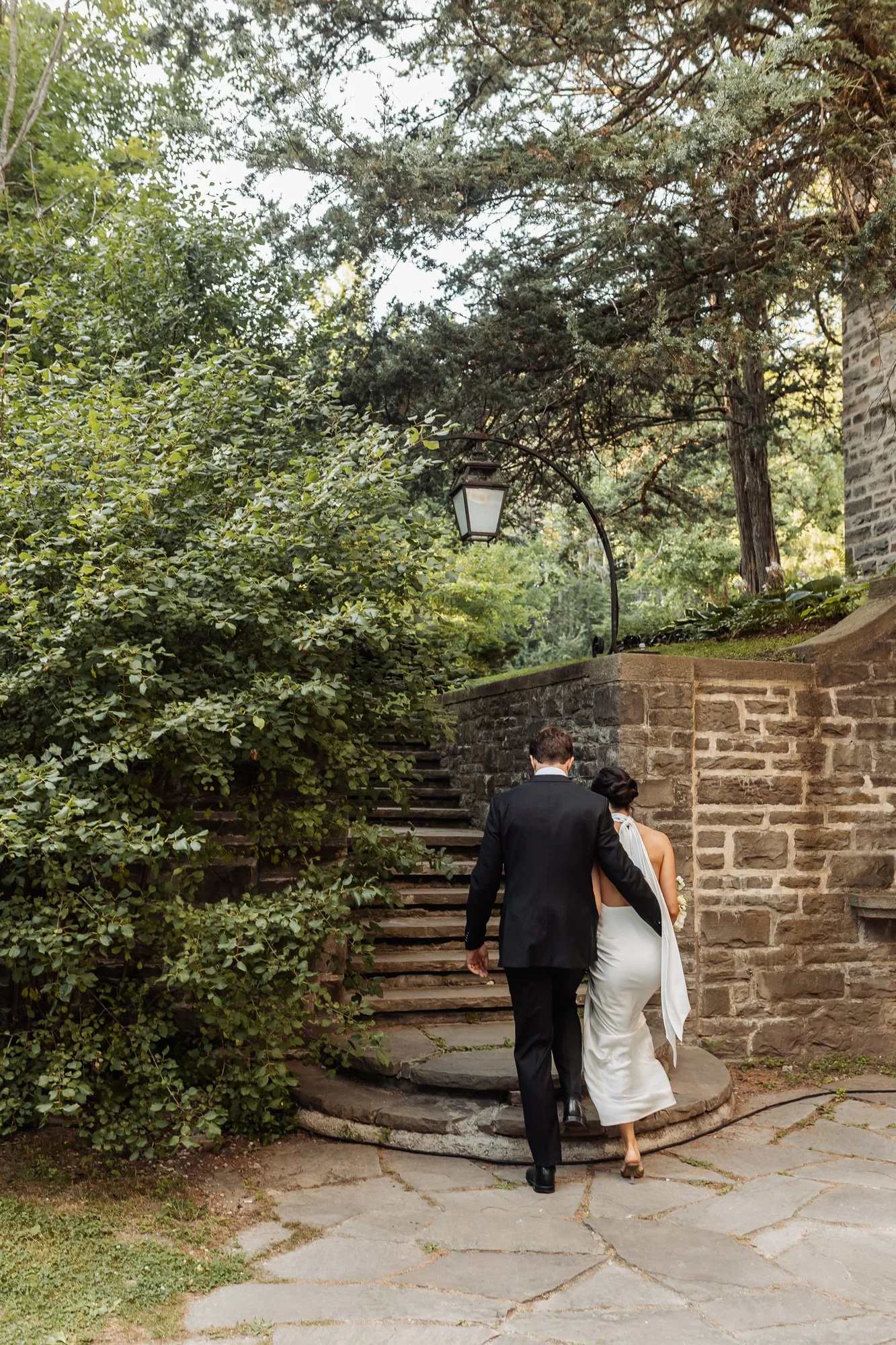 wedding-photography-couple-bellcroft- estate-95.jpg