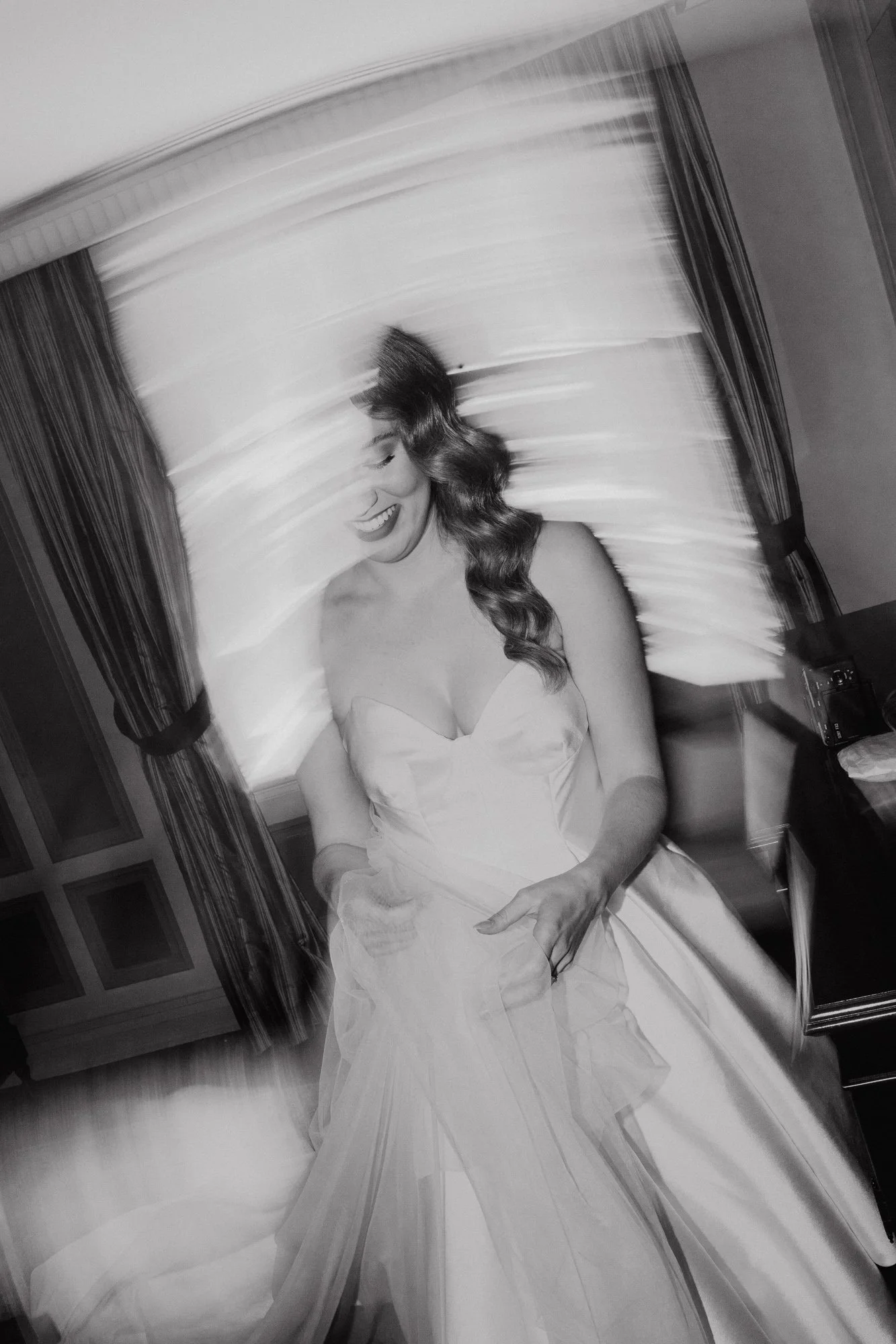 wedding-photography-sydney-aunrey-windsor-arms-hotel-27.jpg
