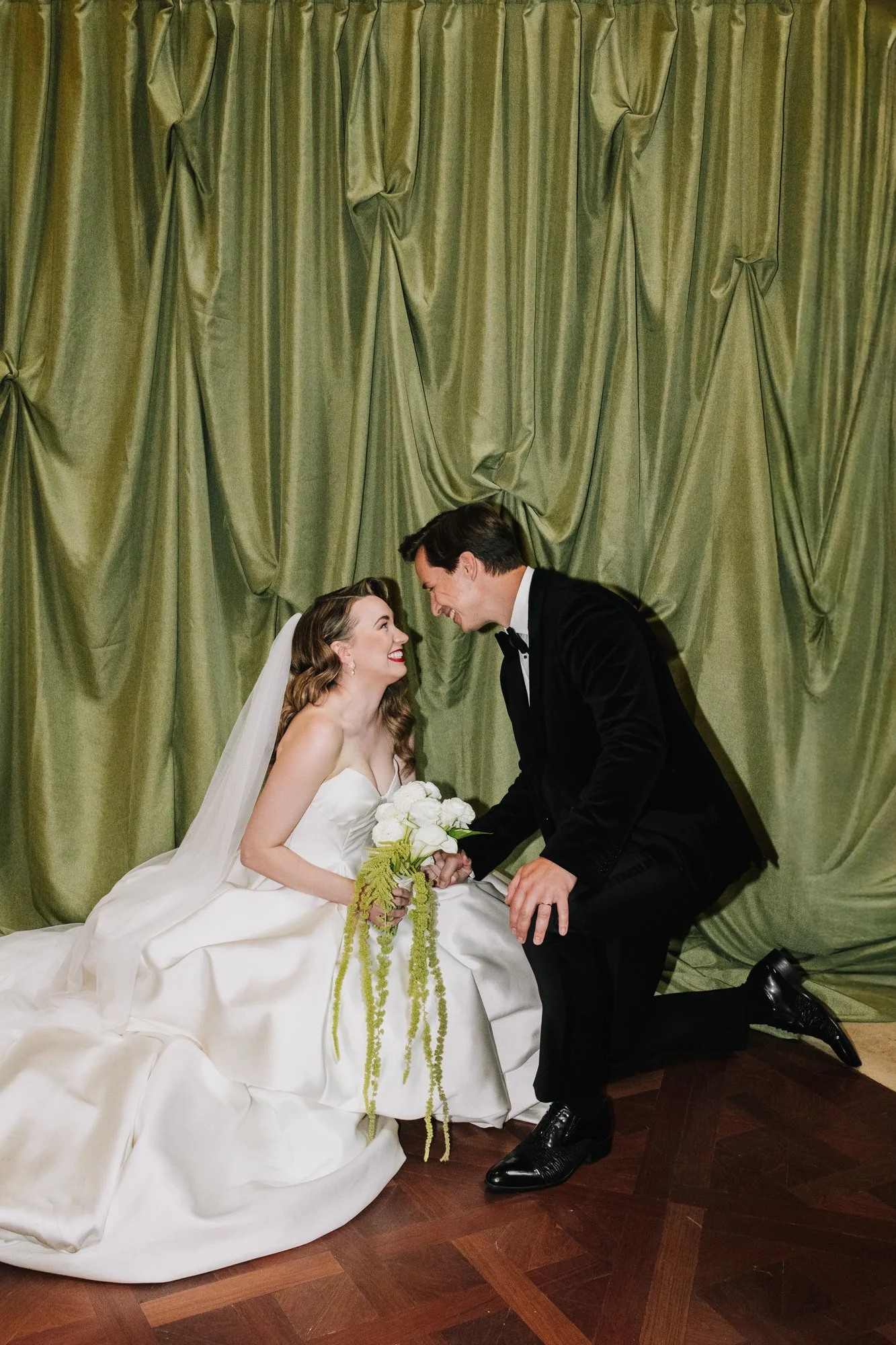 wedding-photography-sydney-aunrey-windsor-arms-hotel-49.jpg