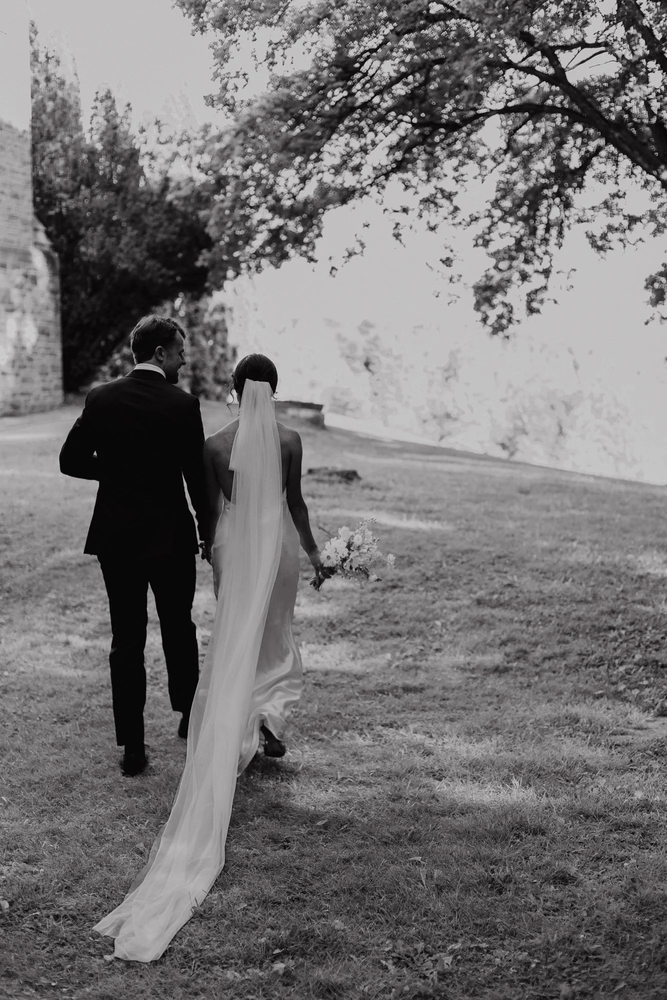 wedding-photography-couple-bellcroft- estate-85.jpg