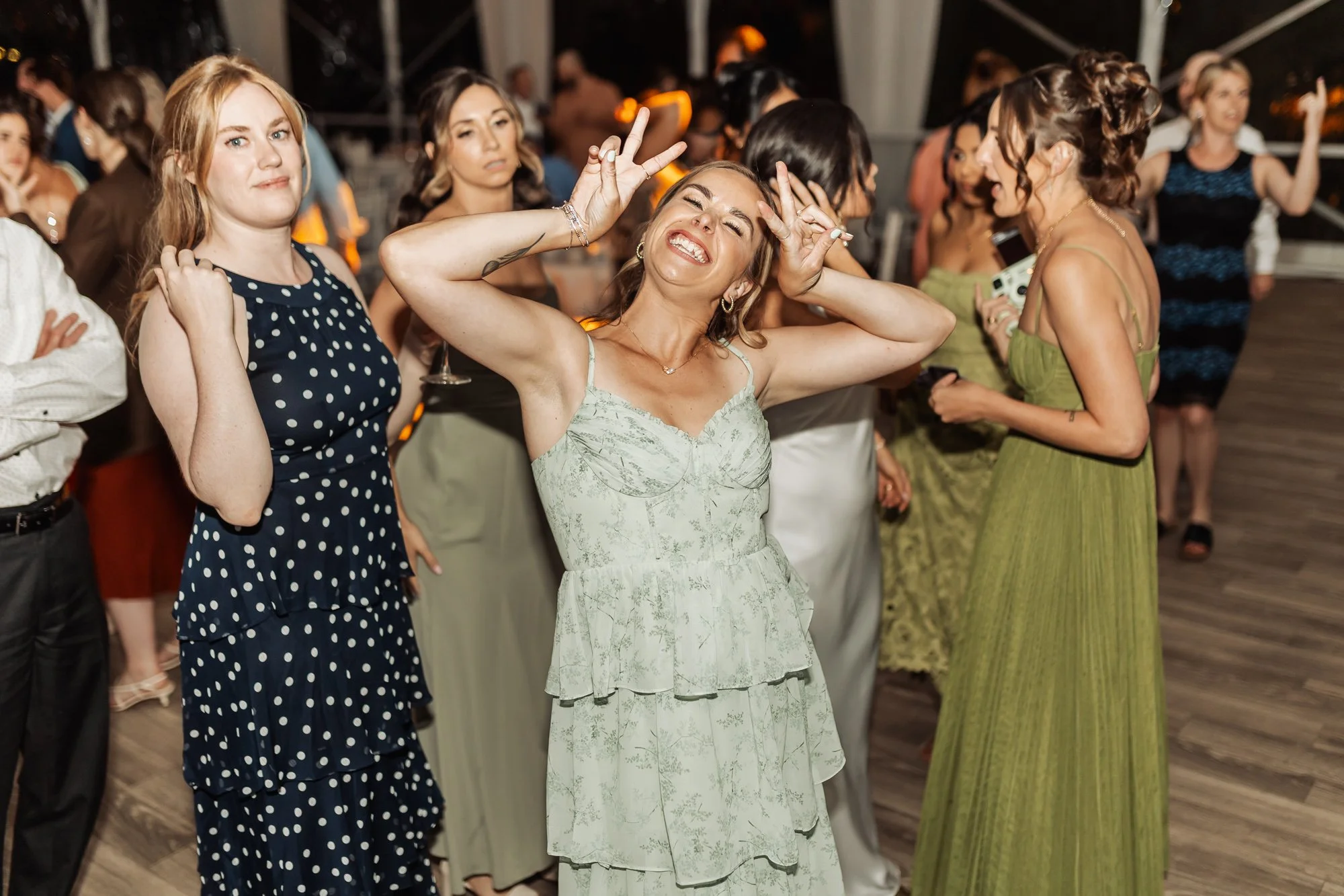 wedding-photography-couple-bellcroft- estate-176.jpg