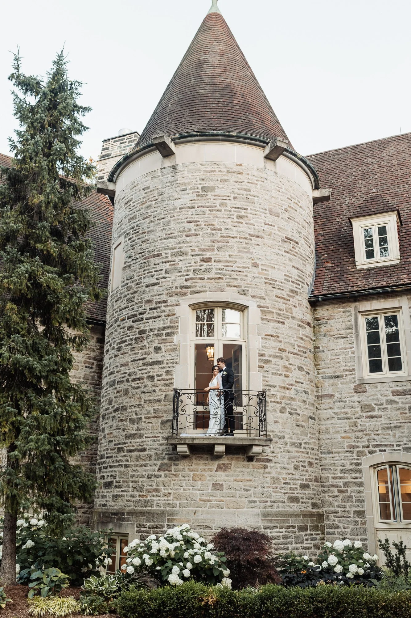 wedding-photography-couple-bellcroft- estate-163.jpg