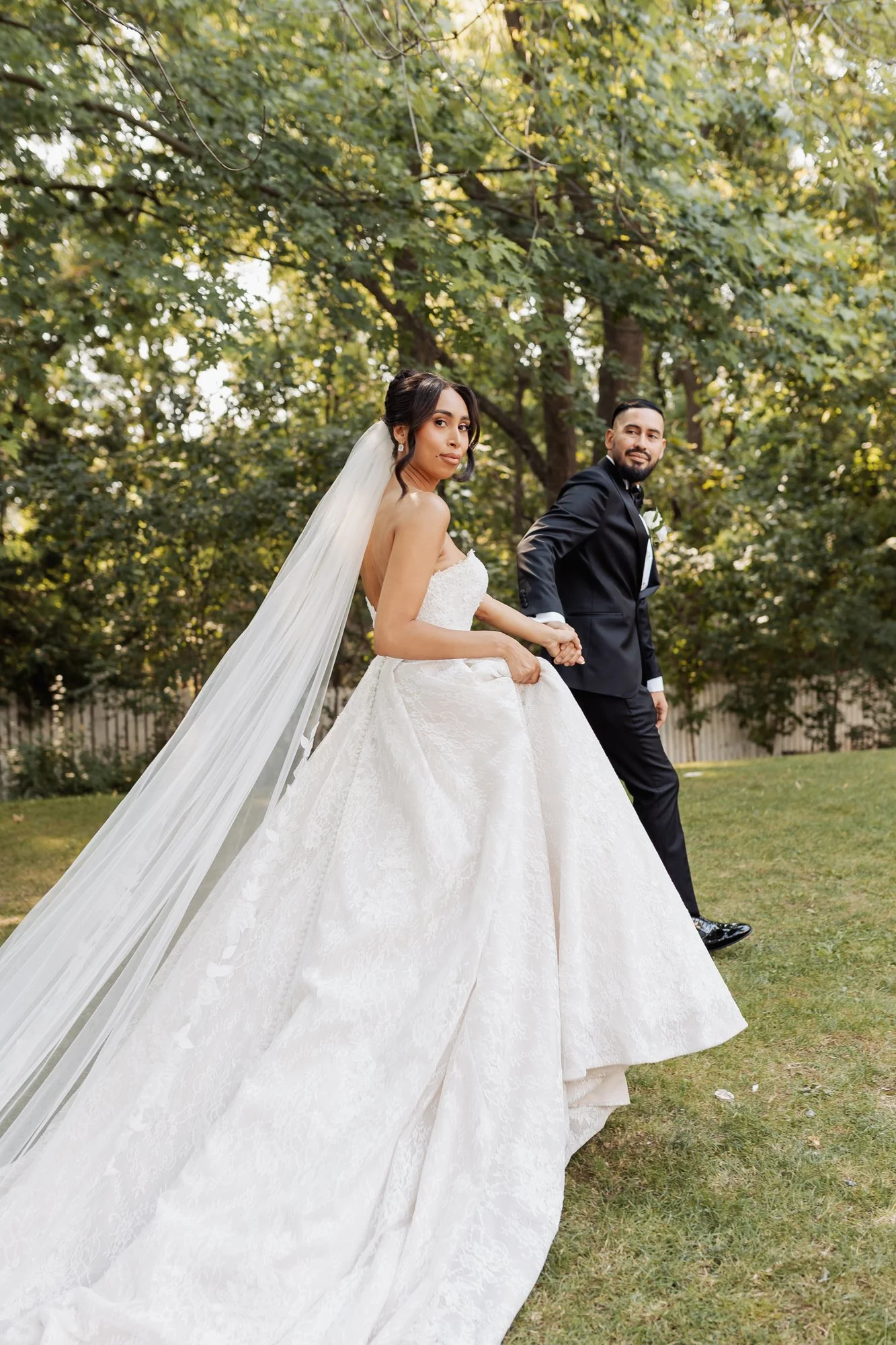 wedding-photography-toronto-shanese-christiano-doctors-house-42.jpg