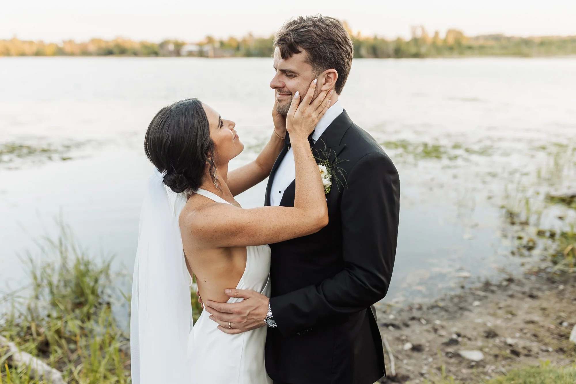 wedding-photography-couple-bellcroft- estate-153.jpg