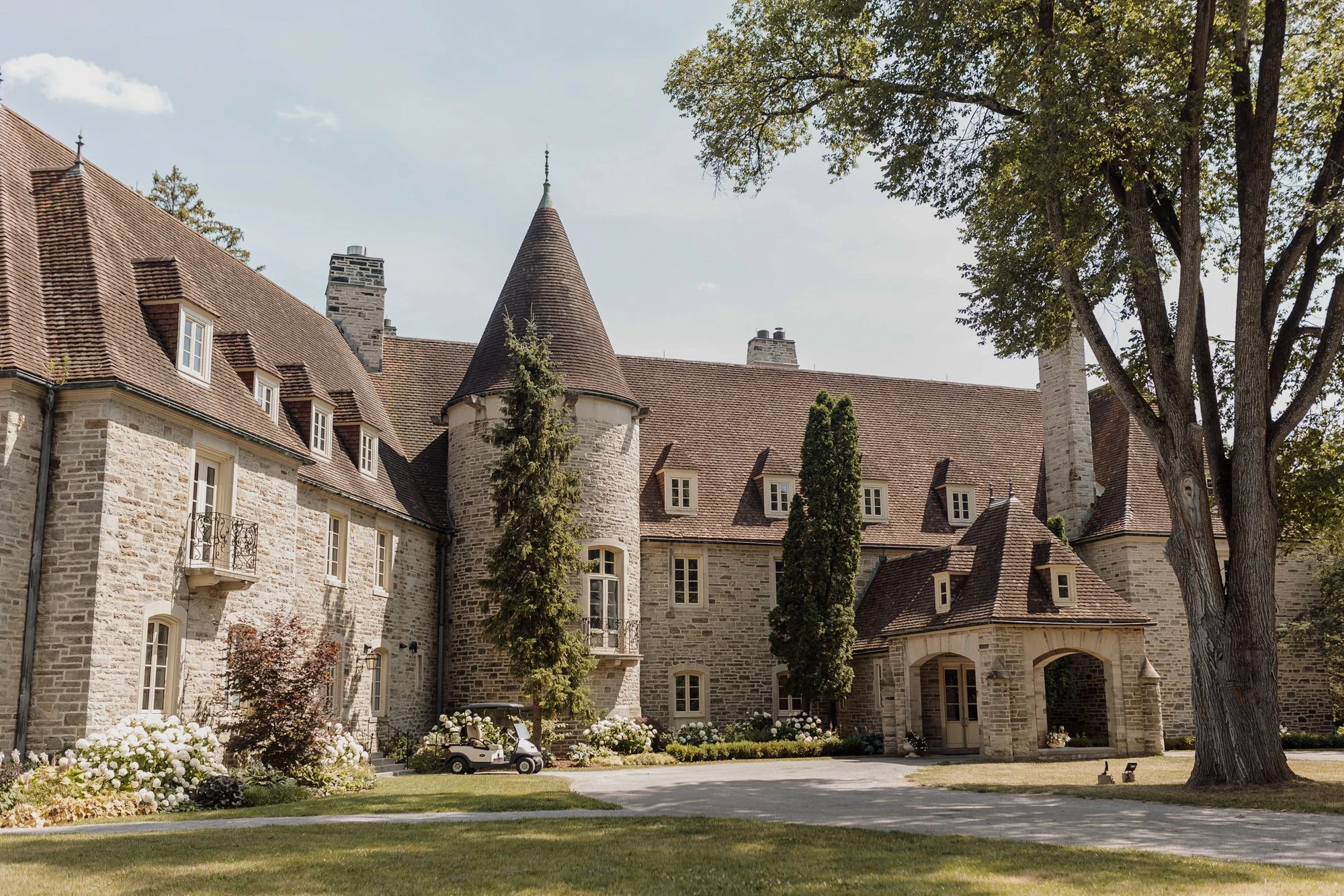 wedding-photography-couple-bellcroft- estate-1.jpg