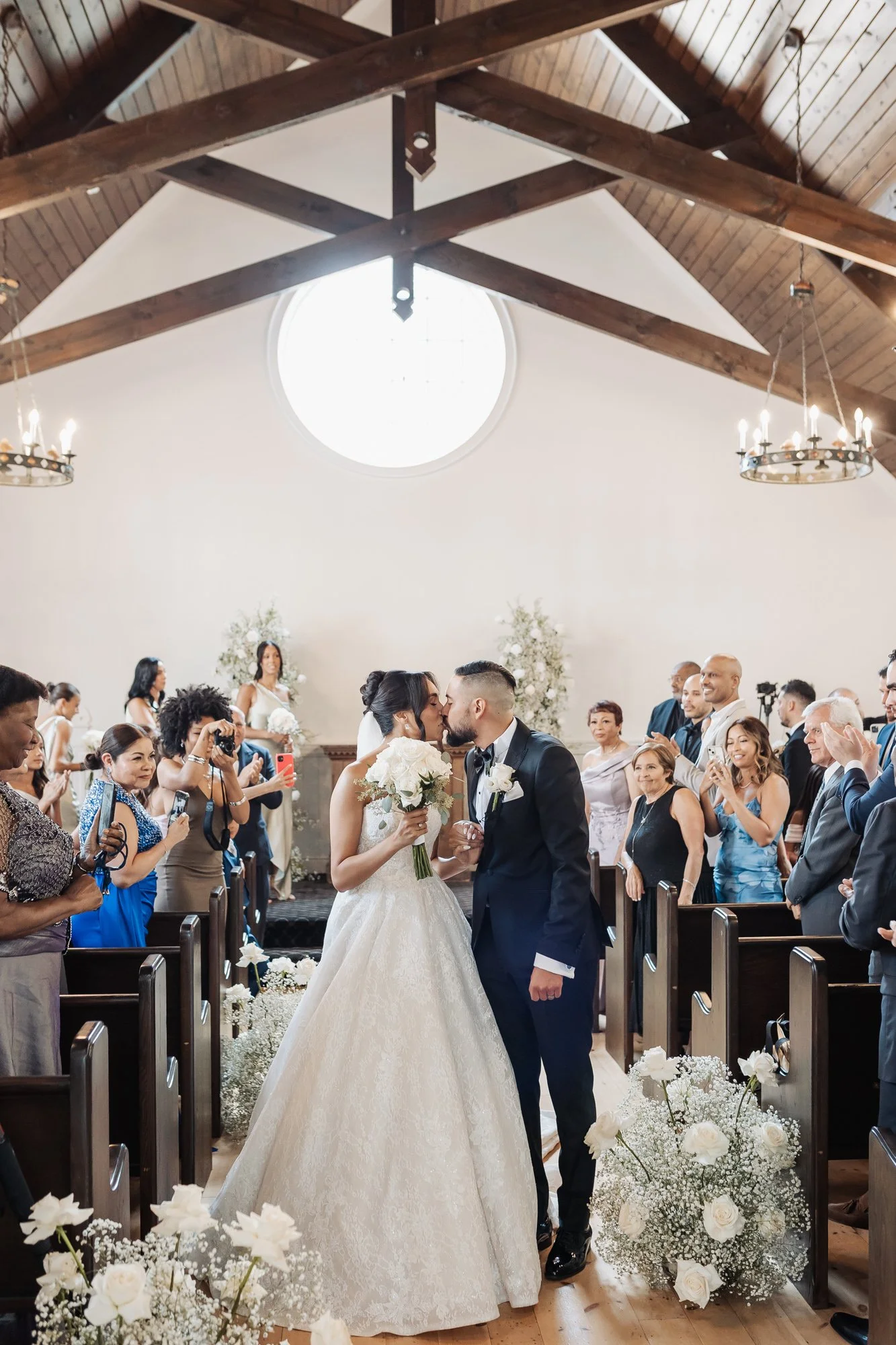 wedding-photography-toronto-shanese-christiano-doctors-house-23.jpg